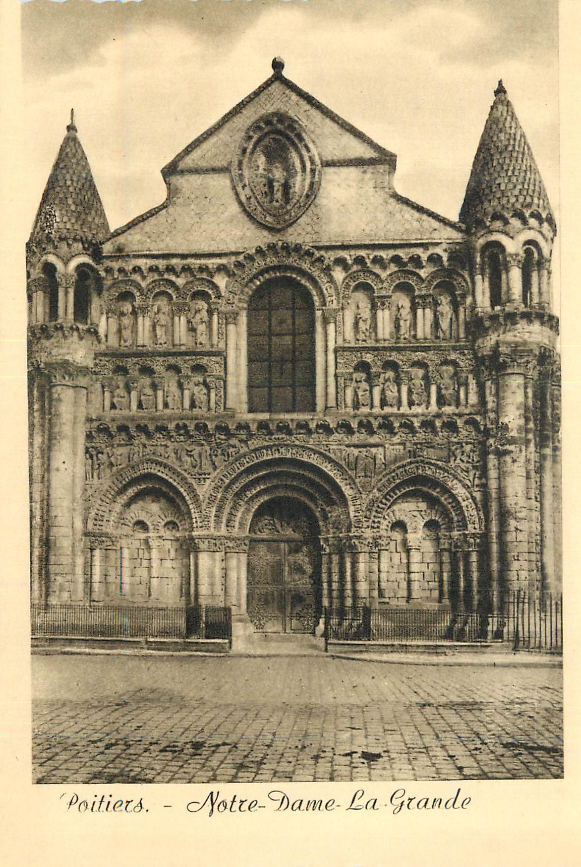 Poitiers - Notre-Dame-la-Grande - façade ouest