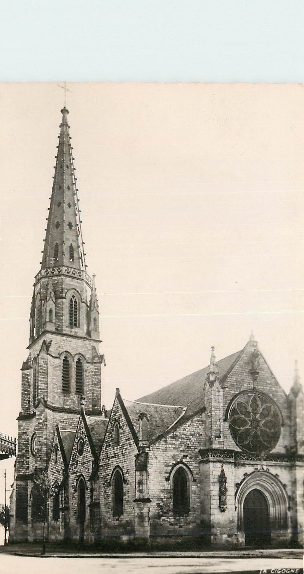 CPM Mirebeau Vienne L Eglise Notre Dame