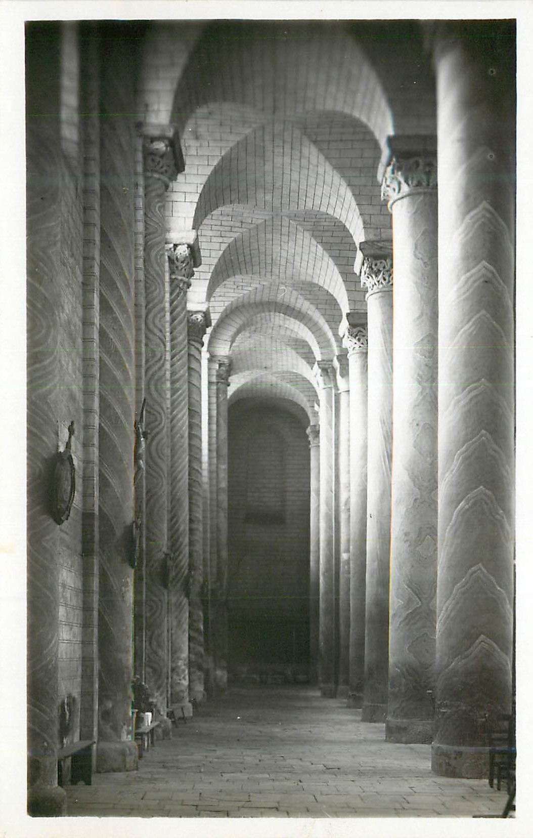 Intérieur de l'église Saint-Sauveur — Saint-Sauveur — Carte postale