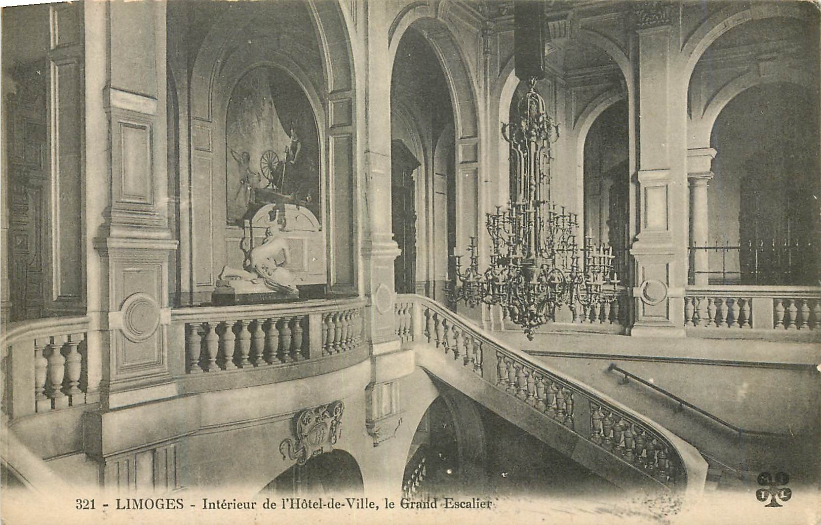 Limoges — Intérieur de l'Hôtel-de-Ville, le Grand Escalier — Éditeur T.P.C. n° 321