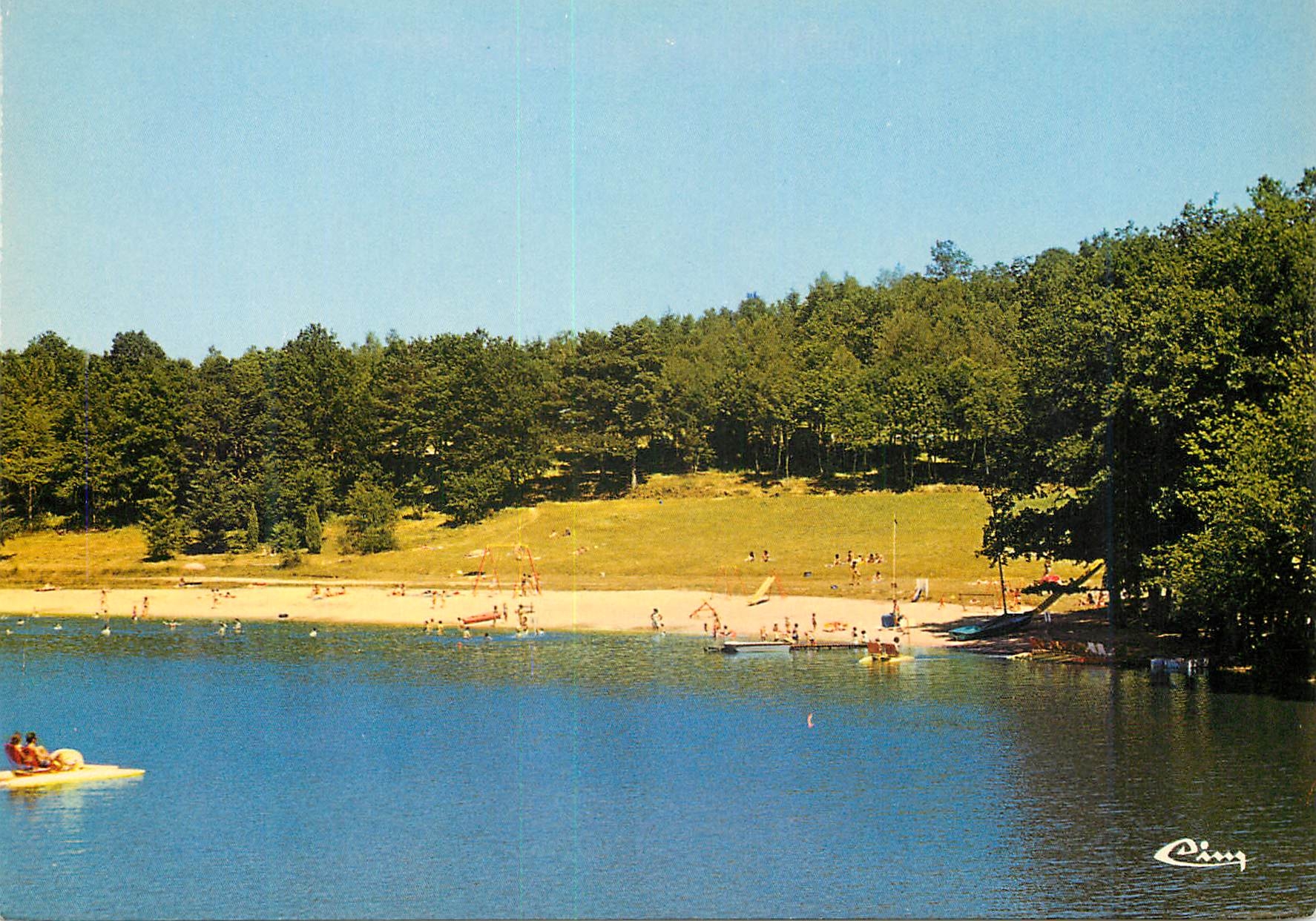 CPM Lauriere Folles Hte Vienne Lac Du Pont a l Age La Plage