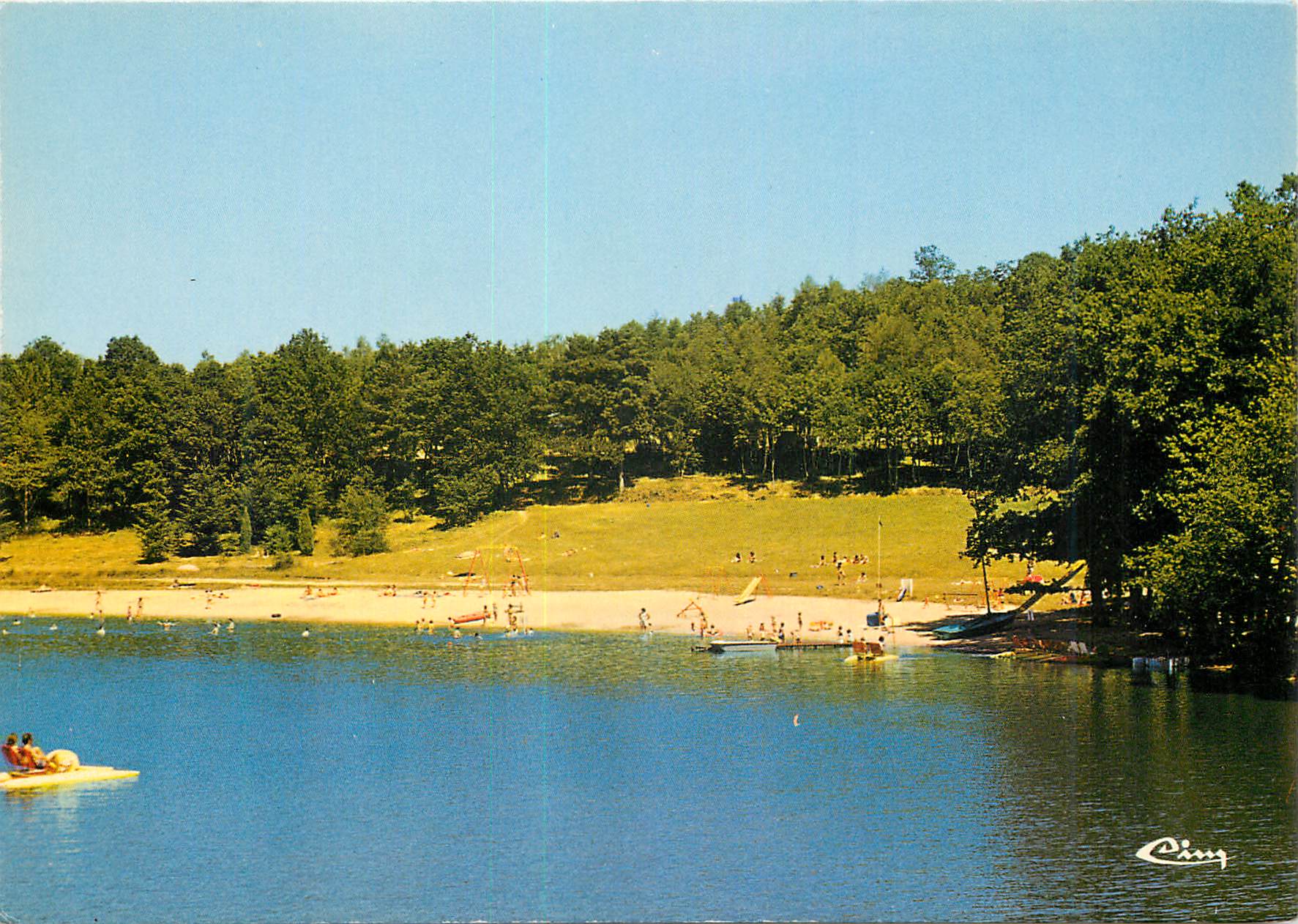 CPM Lauriere Folles Hte Vienne Lac Du Pont a l Age La Plage
