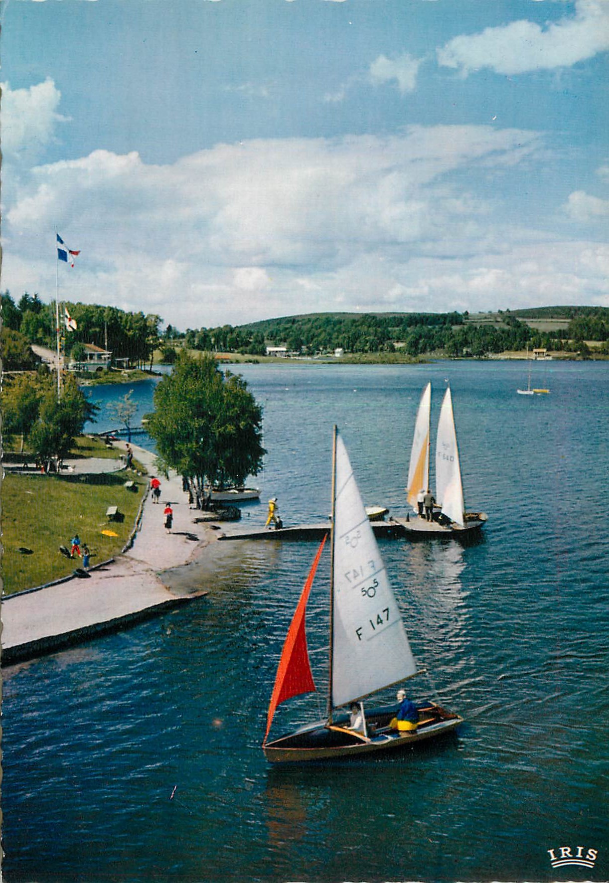 Voiliers sur le Lac de Vassivières — Environ de Peyrat-le-Château — Éditions Mexichrome
