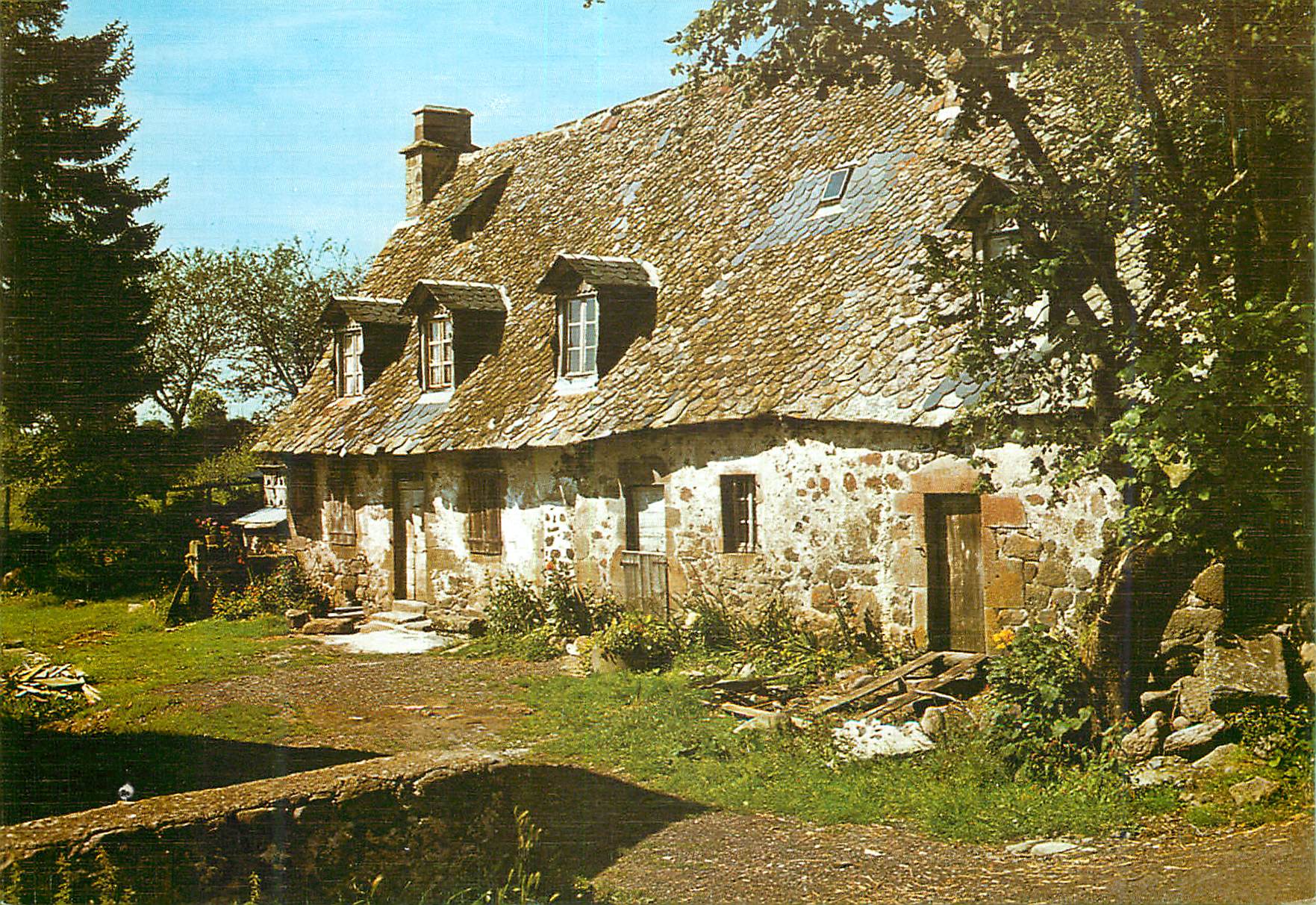 CPM Maison Limousin au poit de lauzes
