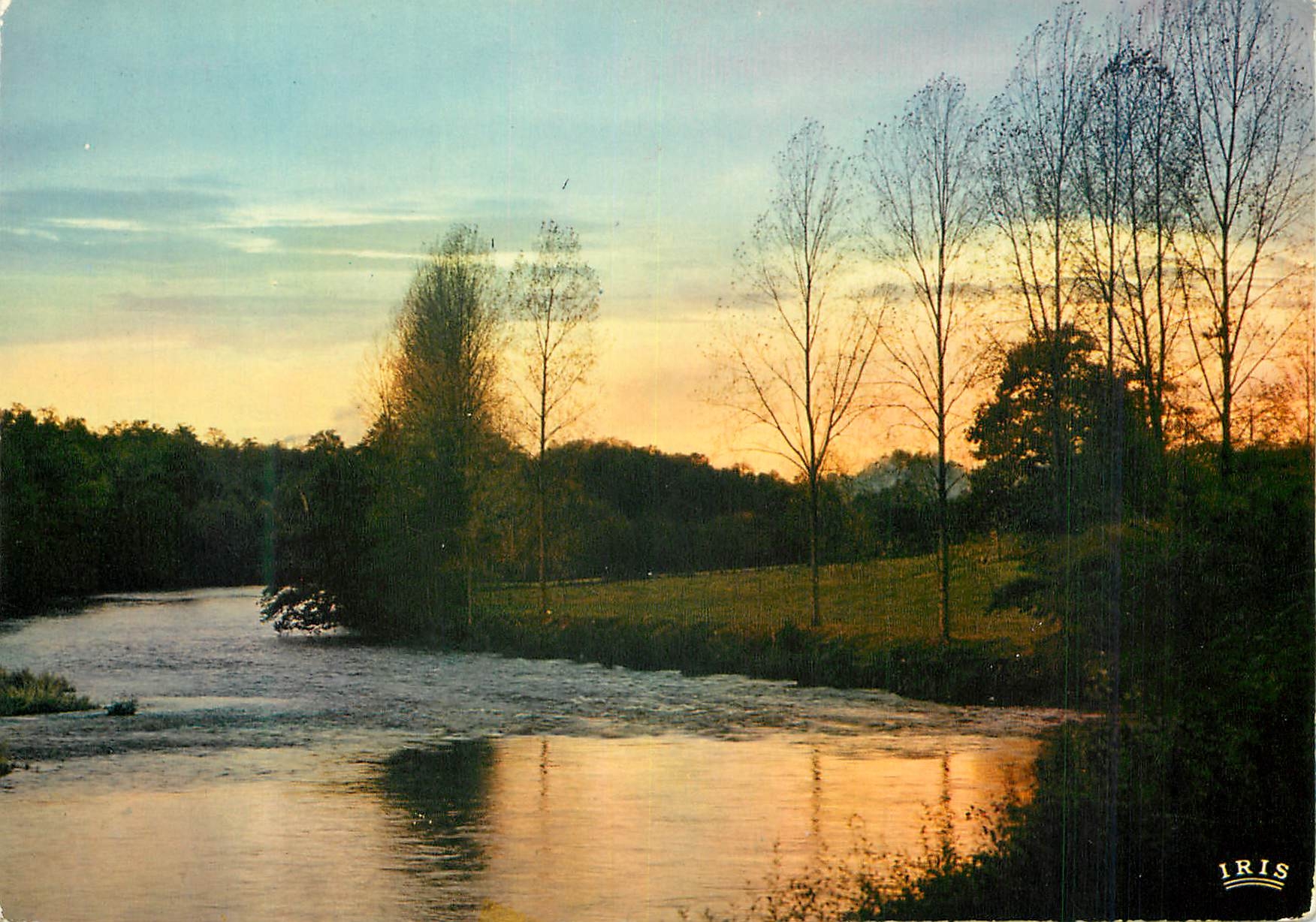 CPM Limousin Touristique Coucher de soleil sur la vallee de la Vienne