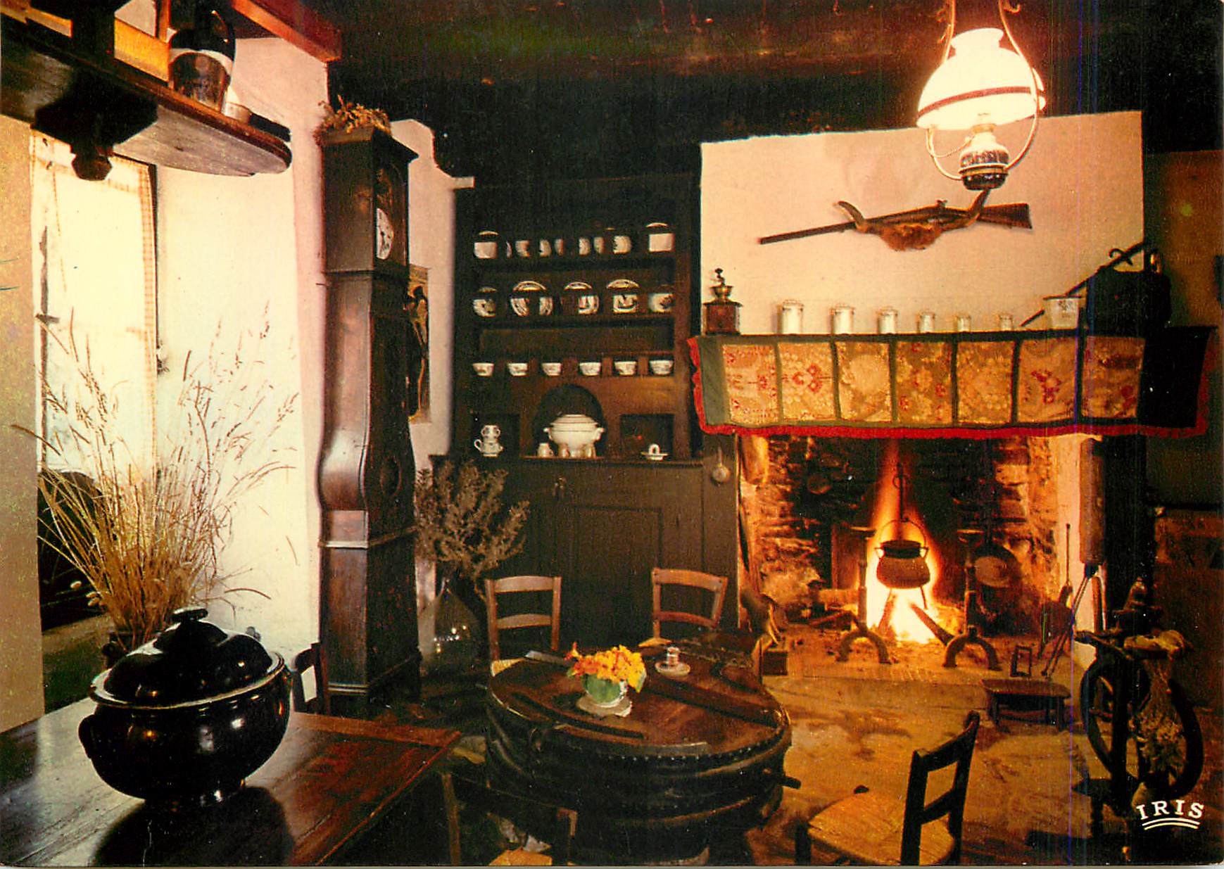 CPM Limousin Pittoresque Interieur Campagnard