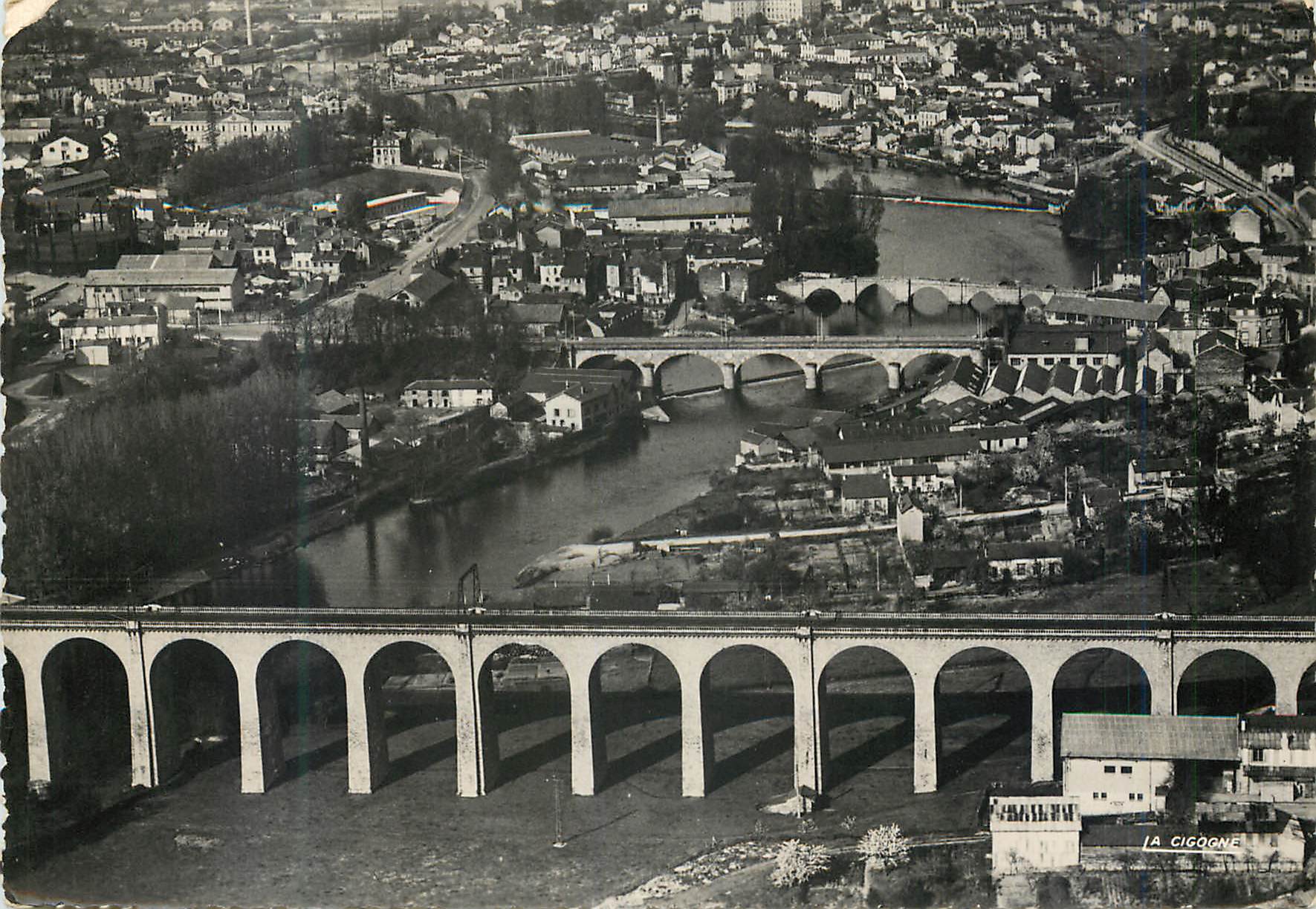 CPM Limoges Haute Vienne Vallee du la Vienne Vue aerienne sur les Cinq Ponts
