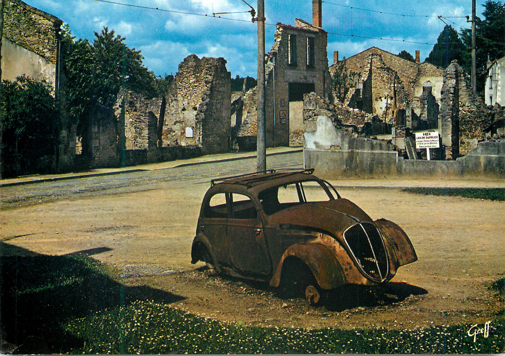 CPM Oradour sur Glane Haute Vienne Cite Martyre 10 Juin 1944 Les Nazis firent fusiller les bommes bruler les femmes et l