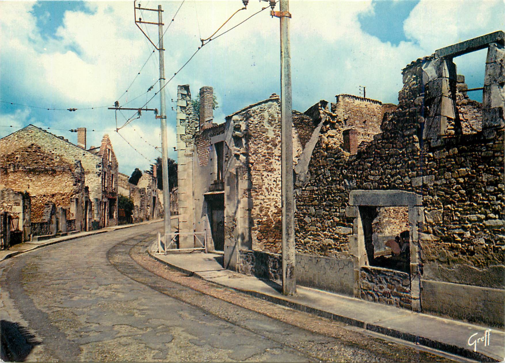 CPM Oradour sur Glane Haute Vienne Cite Martyre 10 Juin 1944 Les Nazis firent fusiller les hommes bruler les femmes et l