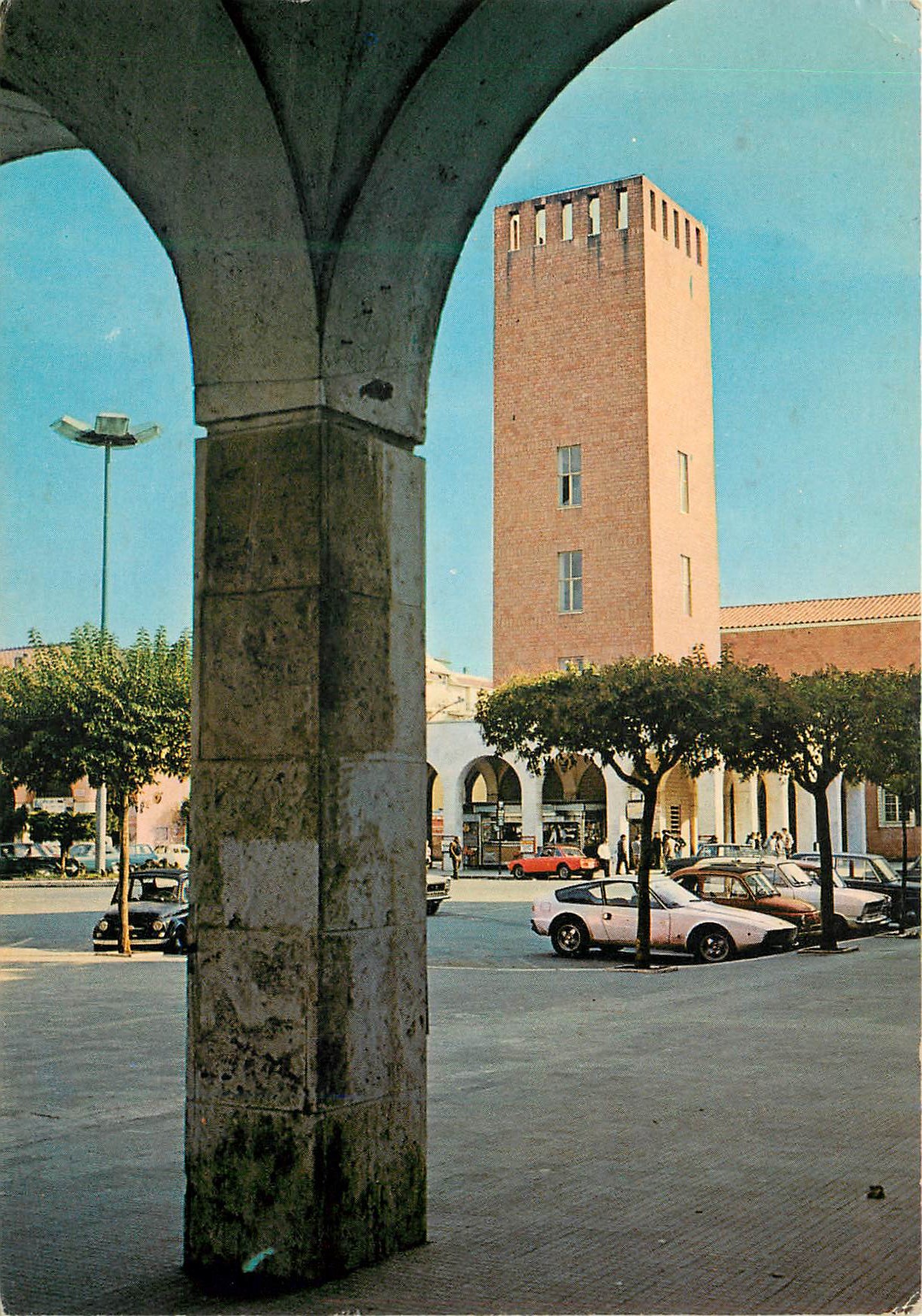 CPM Pomezia Roma Plazza Indipendenza e Torre Comunale