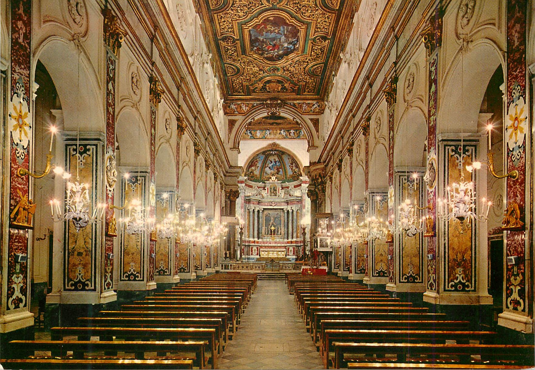 CPM Amalfi L interieur de la Cathedrale