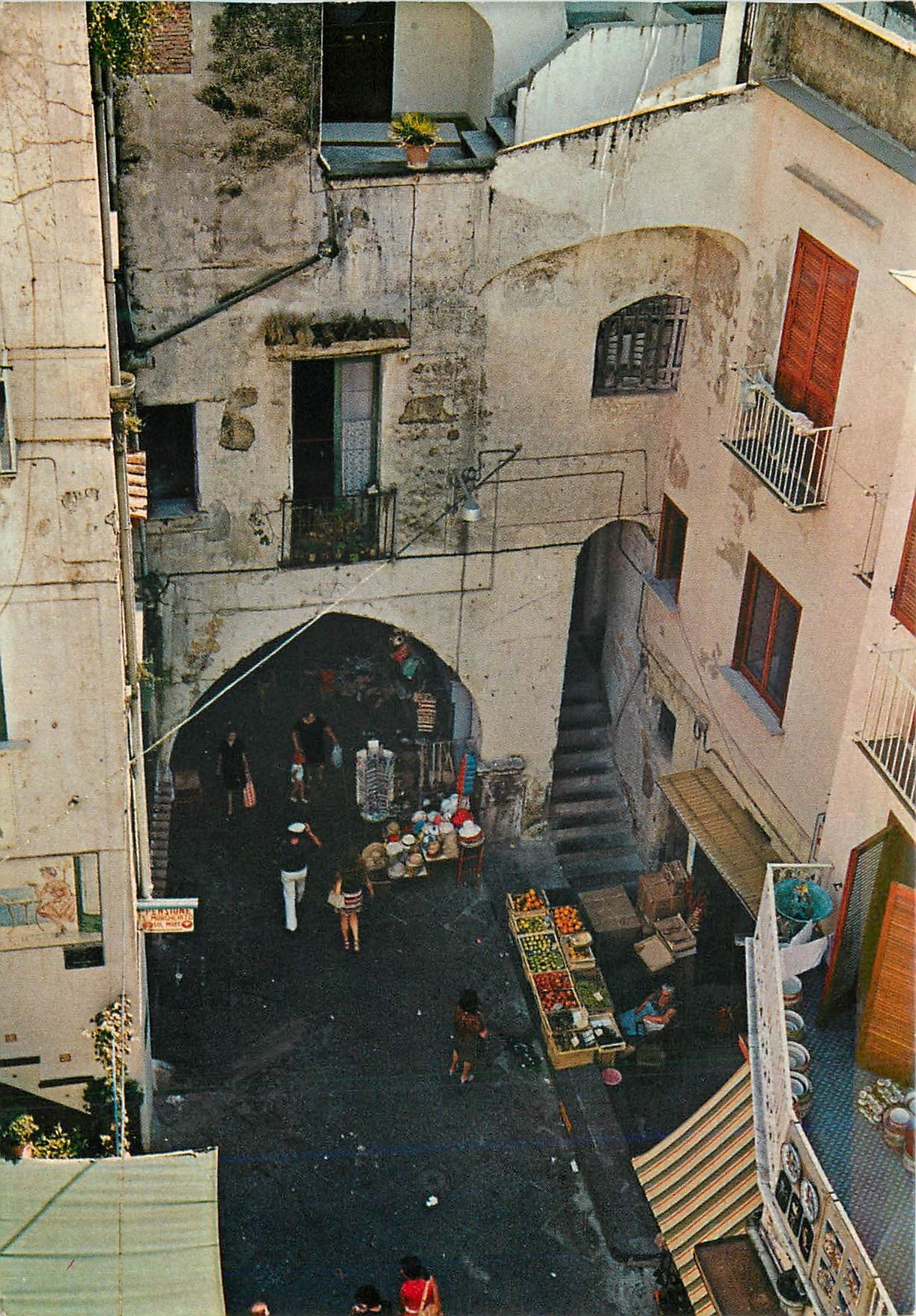 CPM Amalfi Charasteristic Corner