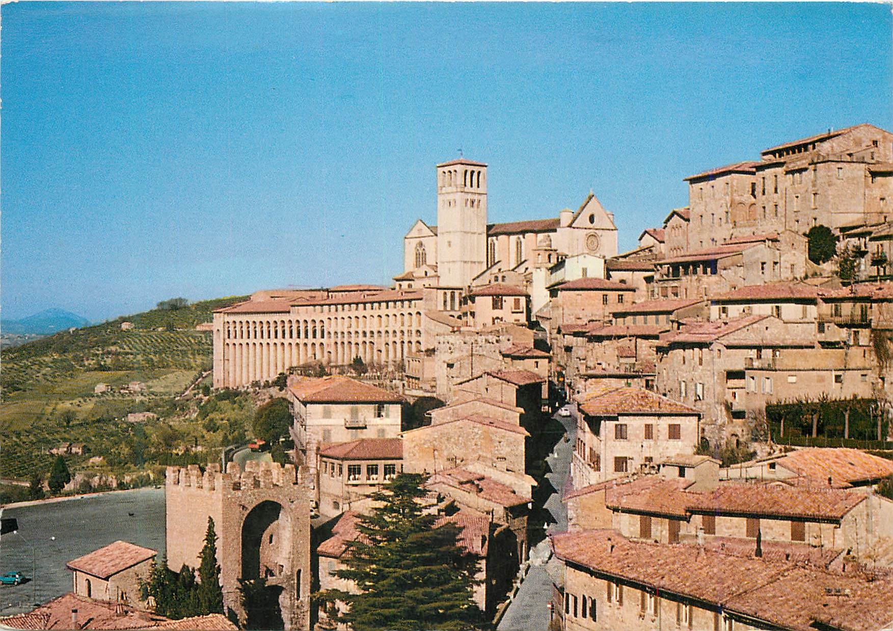 CPM Assisi Quartier de Porte St Pierre Basilique de St Francois et le Sacre Couvent