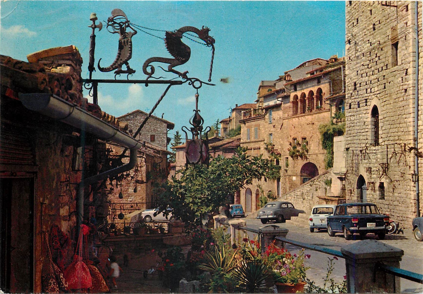 CPM Assisi artisanes de rue Fontebelle