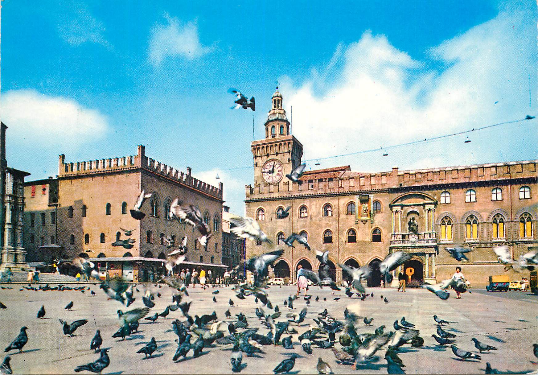 CPM Bologna Place Maggiore et Hotel de Ville