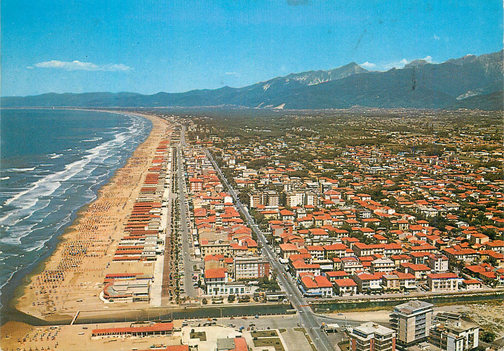 CPM Lido di Camaiore De l avion Panorama