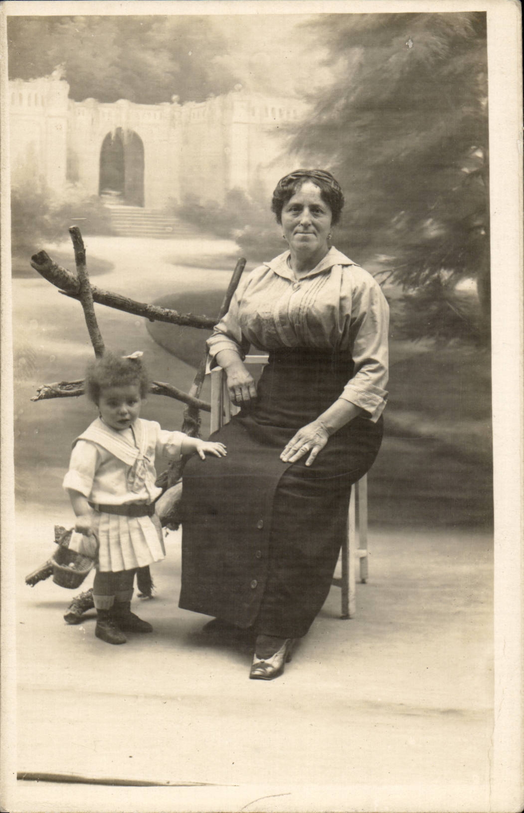 CPA FAntaisie Femme et petite fille
