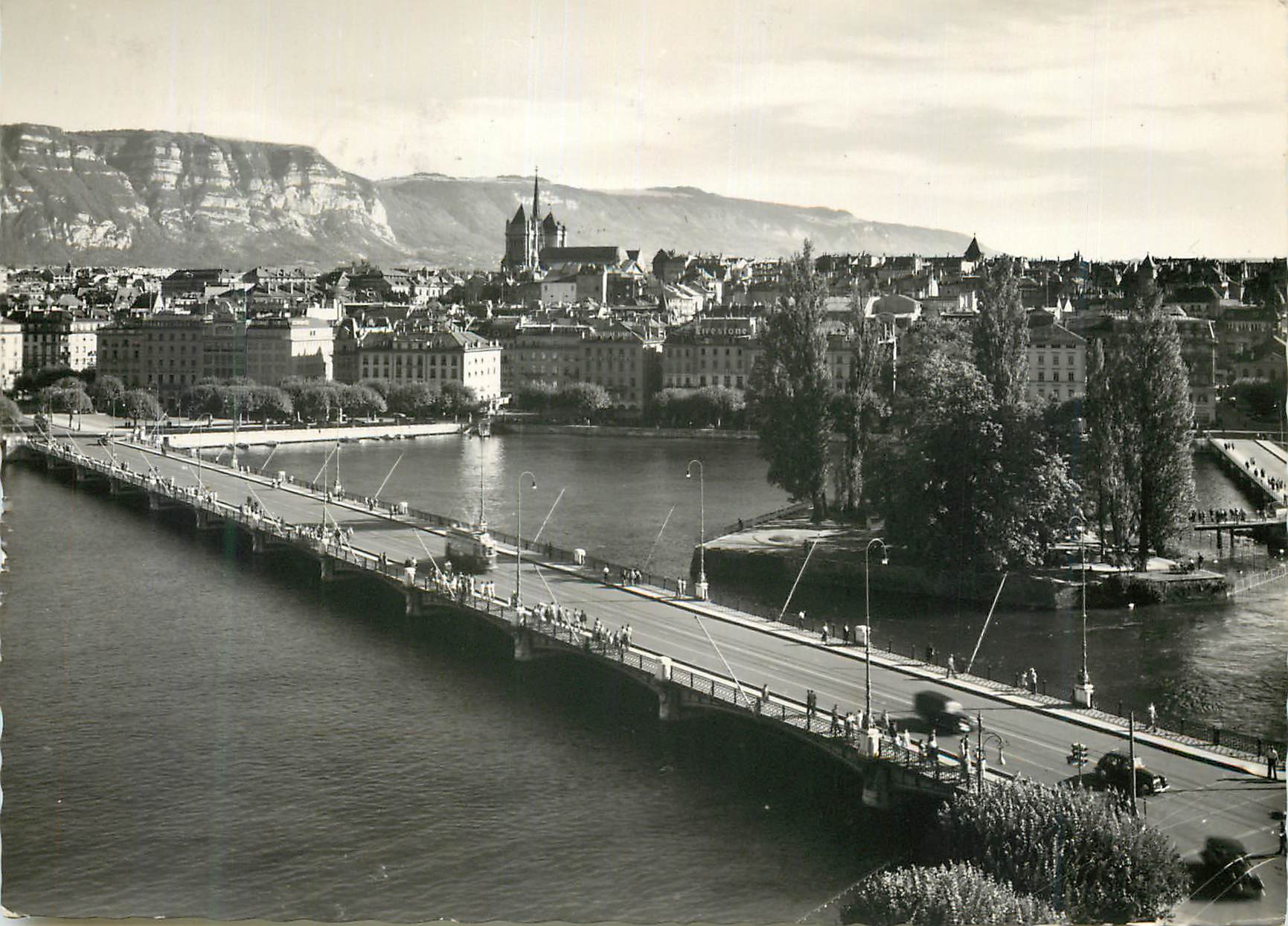CPM Geneve Pont du Mont-Blanc et Ile Rousseau