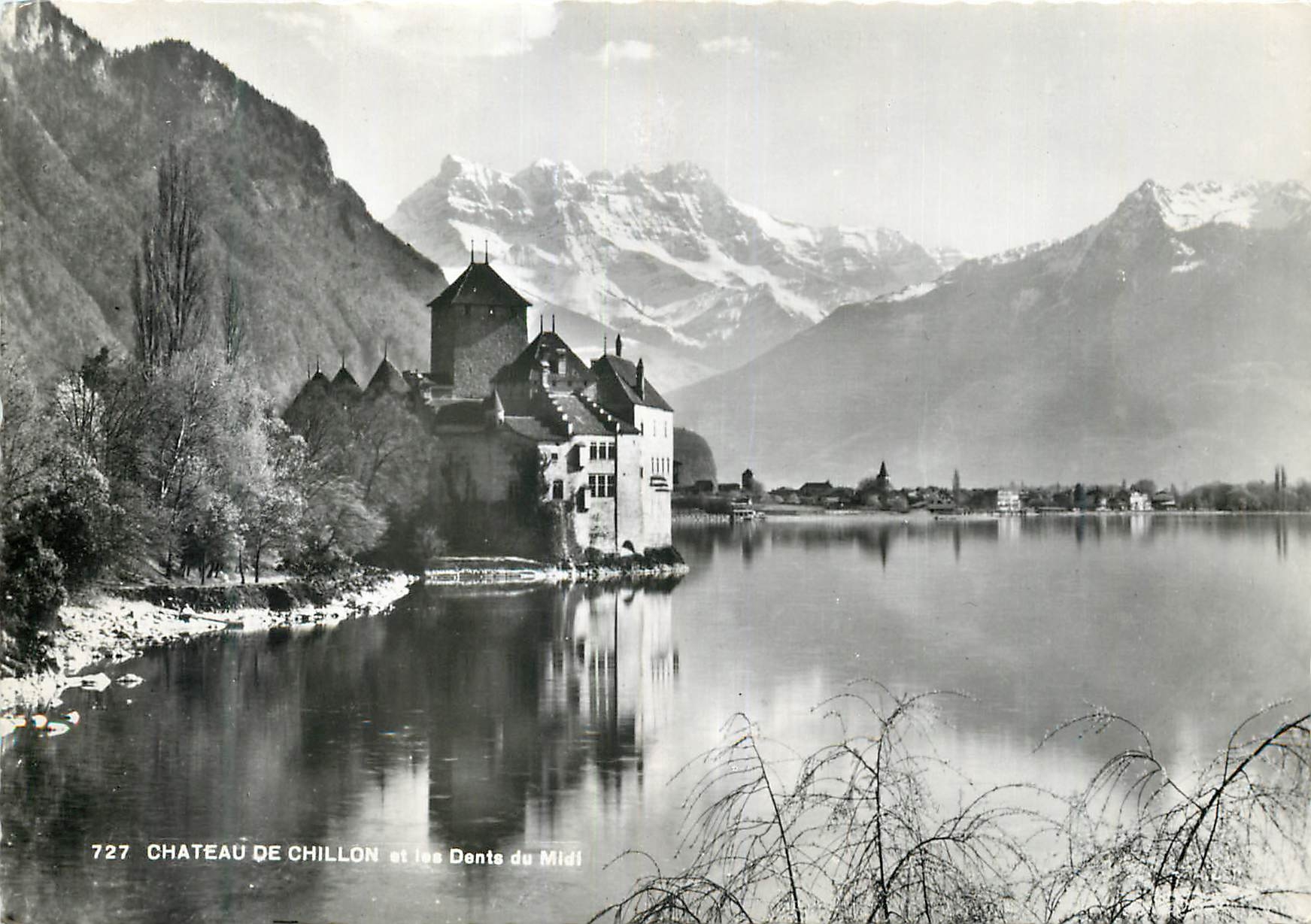 CPM Montreux Chateau de Chillon et les Dents-du-Midi