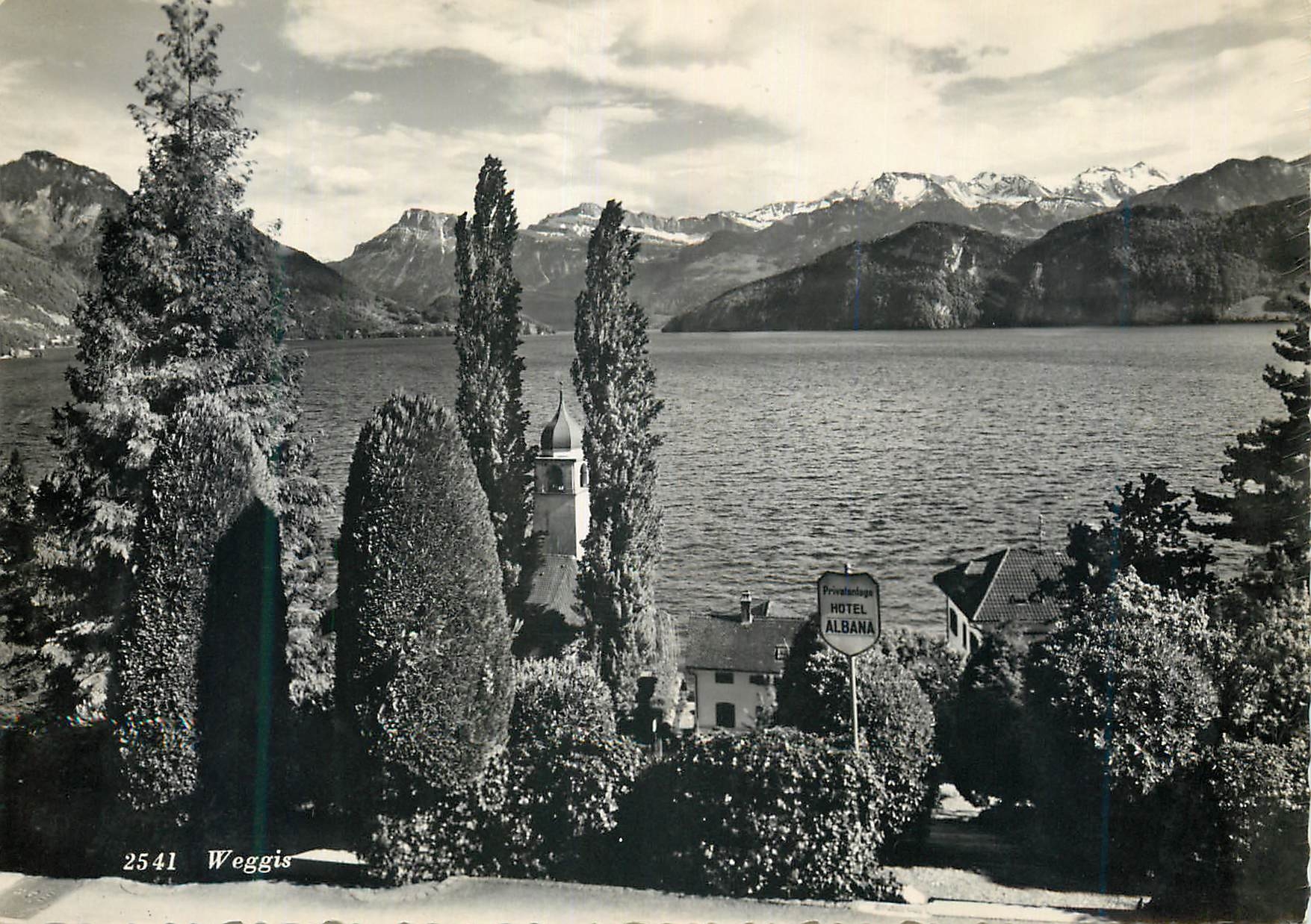 Lac de Lugano — Vue du lac et de l'hôtel Albana à Weggis — éditeur Rud. Suter, Oberrieden-Z.ch.