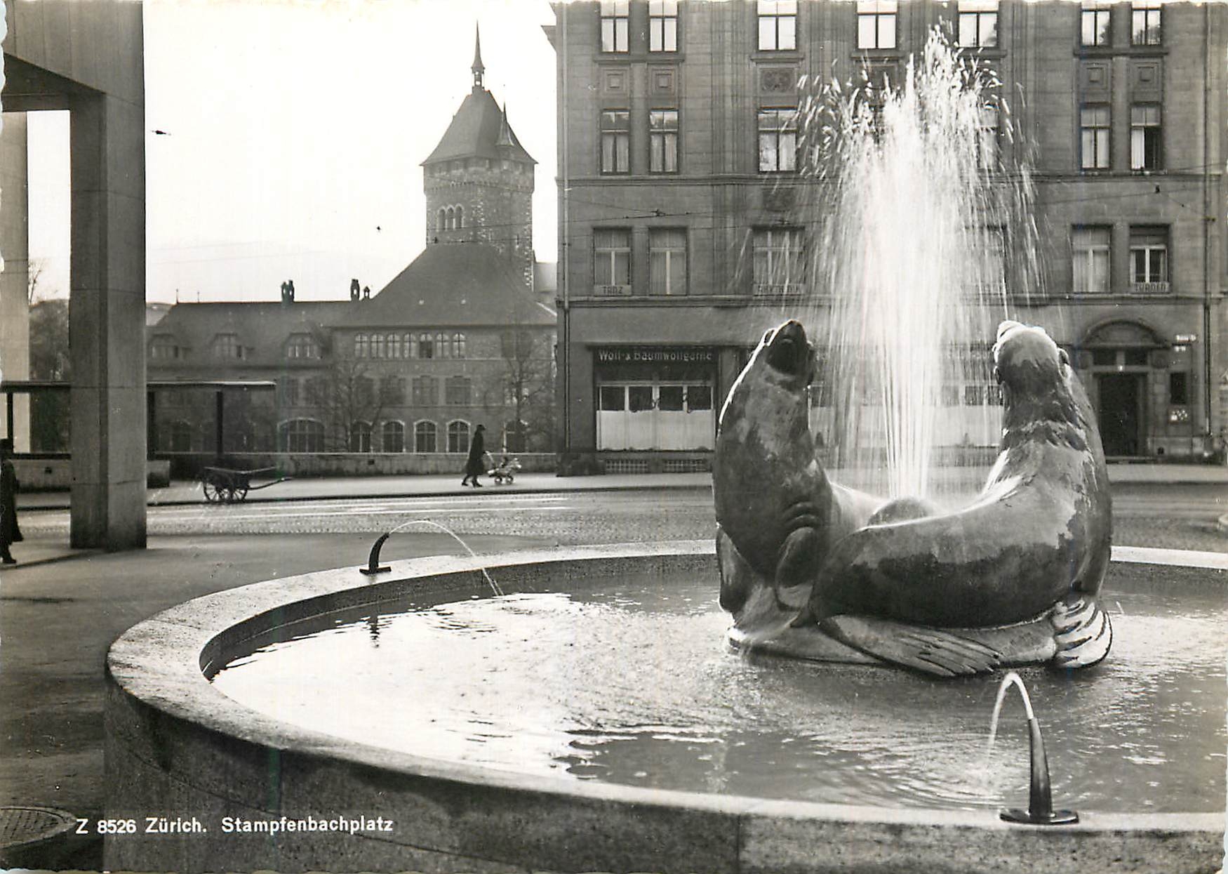 Zurich - Stampfenbachplatz — Fontaine aux phoques — éditeur Z 8526