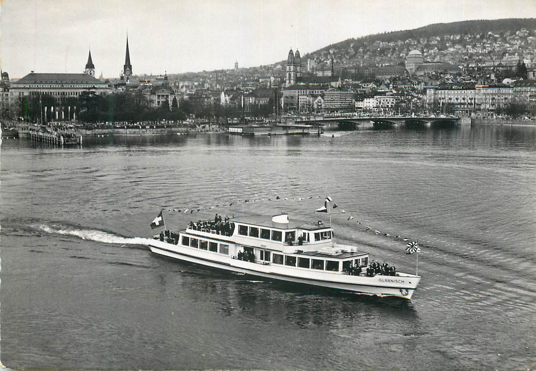 Zurich — Bateau-moteur „Glärnisch“ — Photo ATP