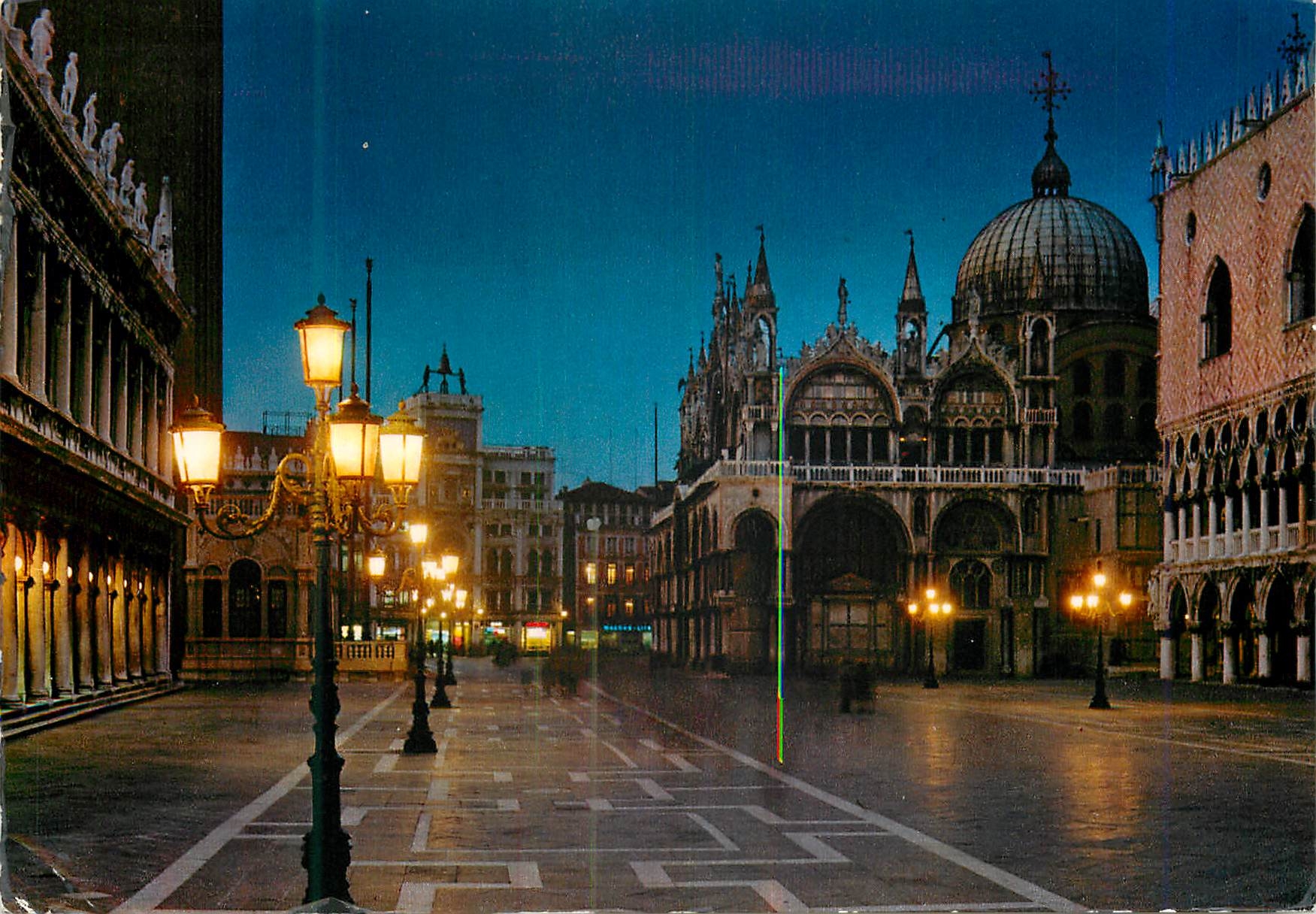 CPM Venezia Saint-Marc La petite place de nuit
