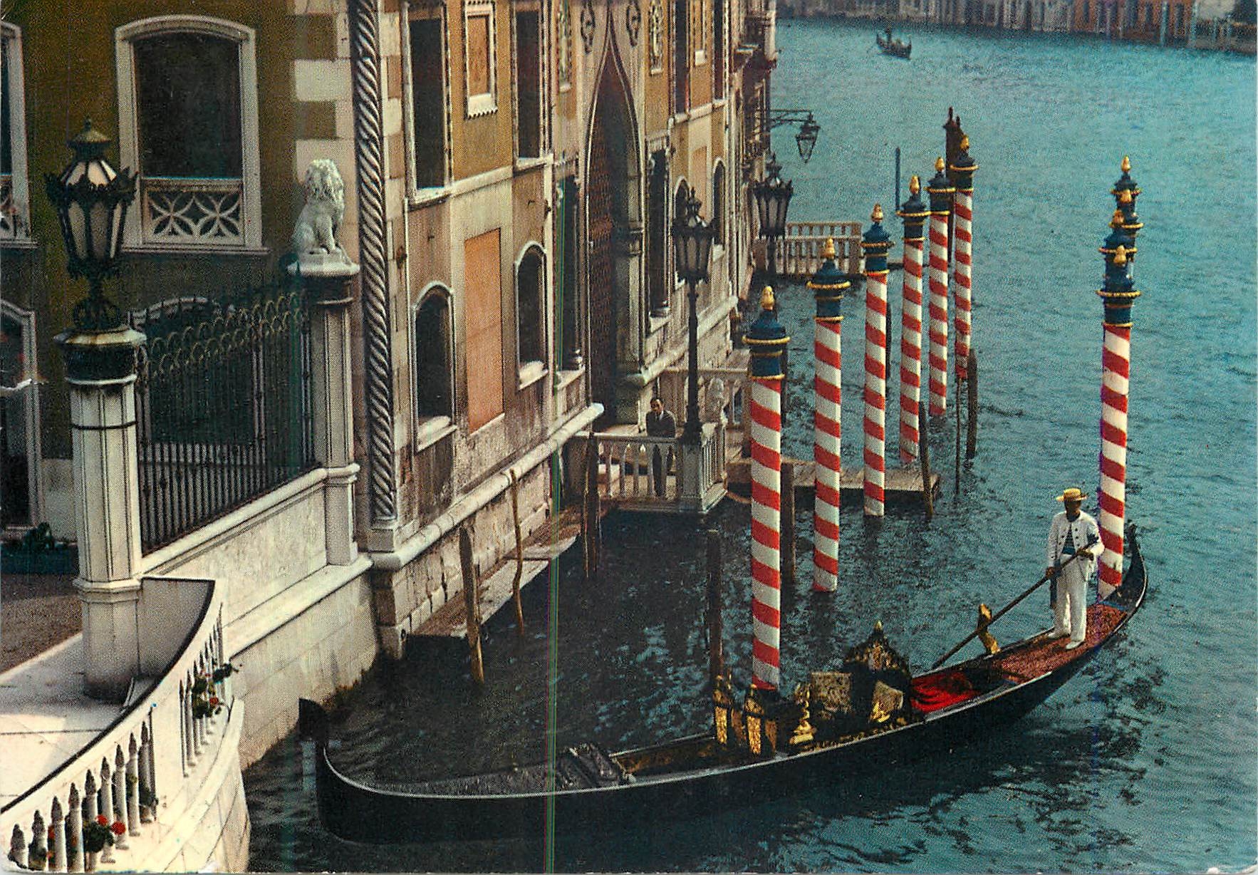 CPM Venezia Grand Canal Detail