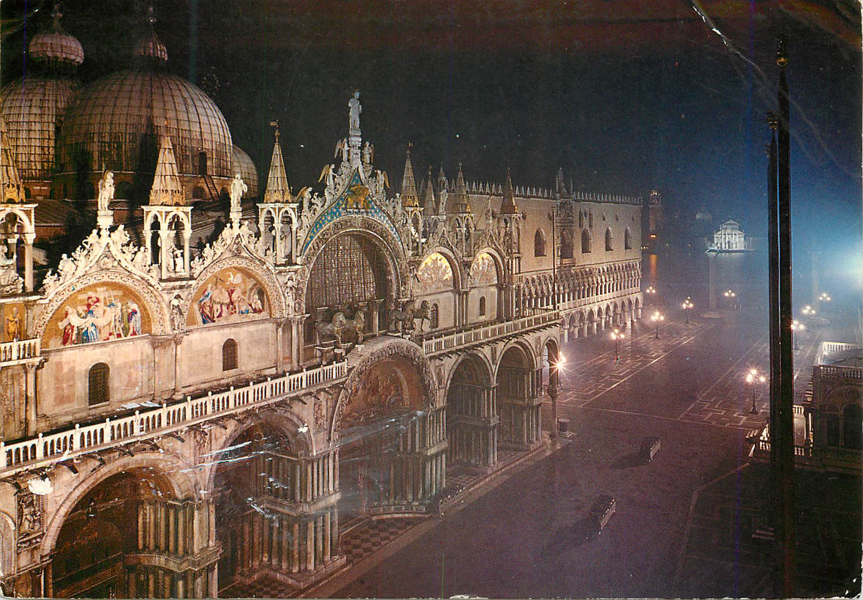 CPM Venezia Basilique de Saint-Marc (nocturne)