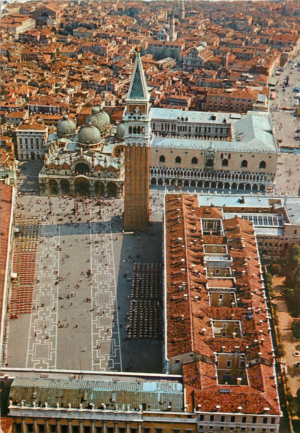 CPM Venezia Place Saint-Marc vue aerienne