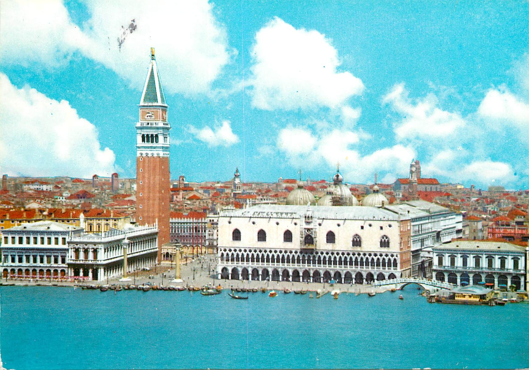 CPM Venezia Le Bassin de Saint-Marc