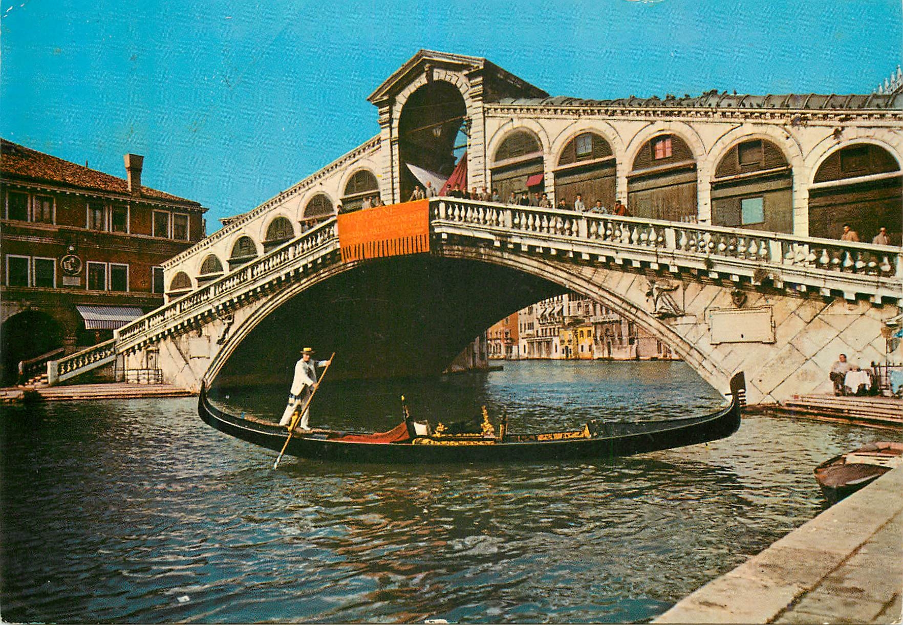 CPM Venezia Pont de Rialto et gondole