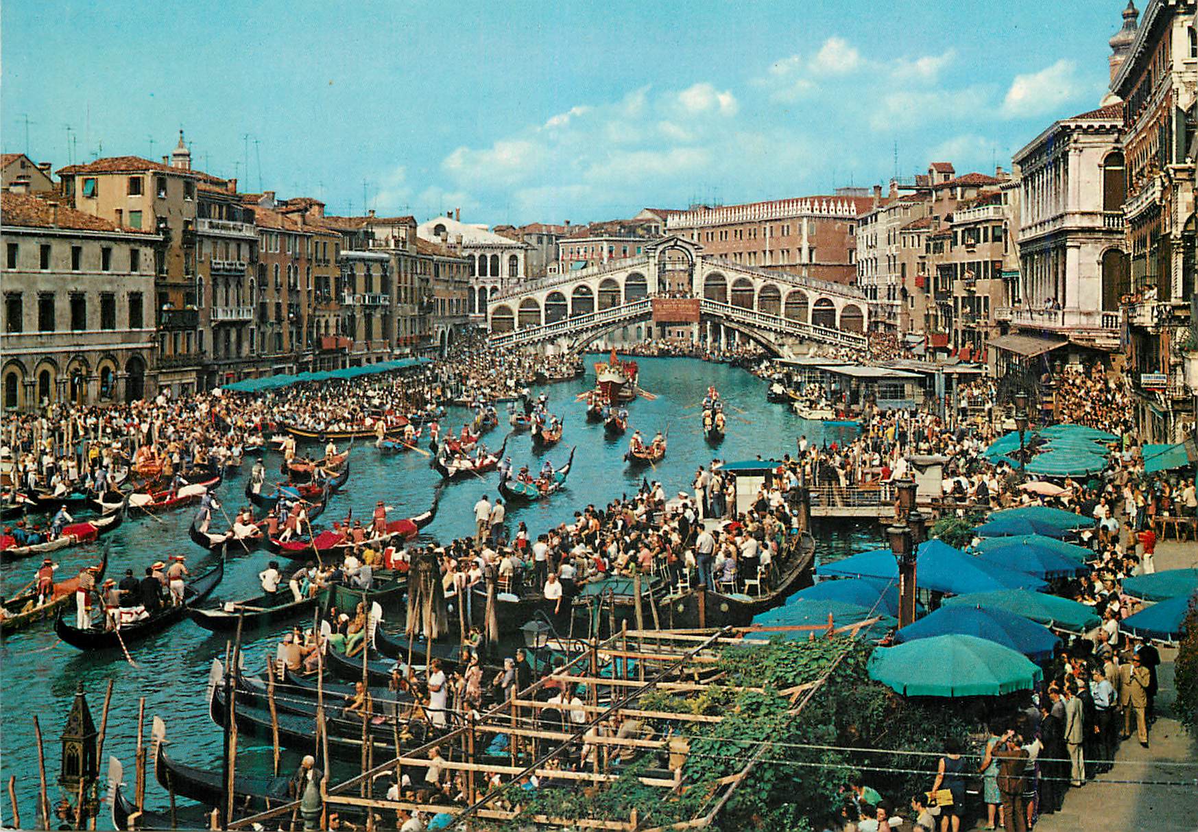 CPM Venezia Grand Canal Regate historique