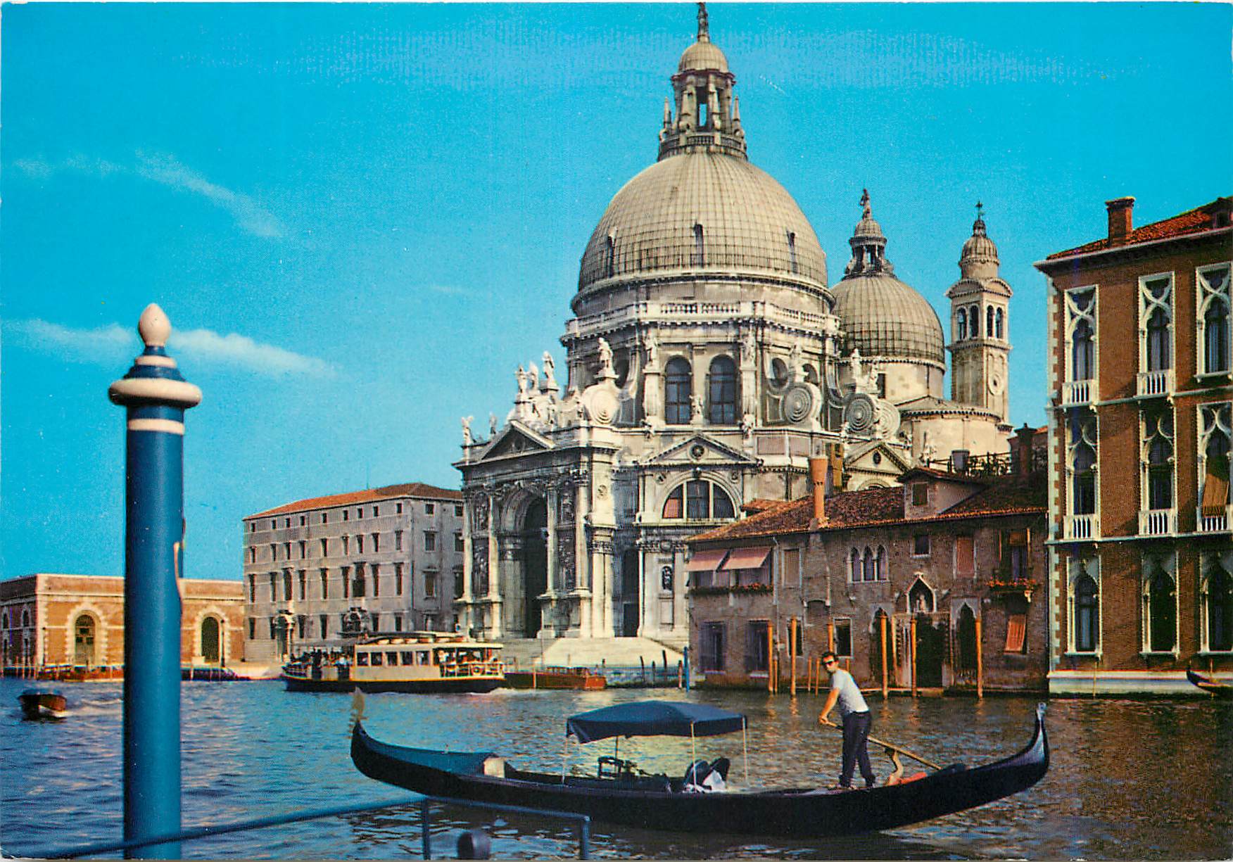 CPM Venezia Eglise de la Sante