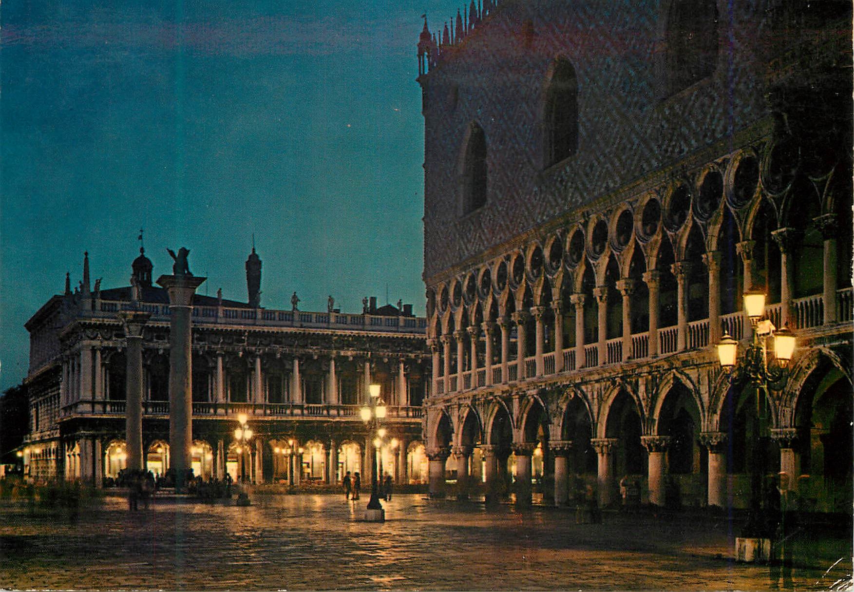 CPM Venezia Petite Place S Marco la nuit