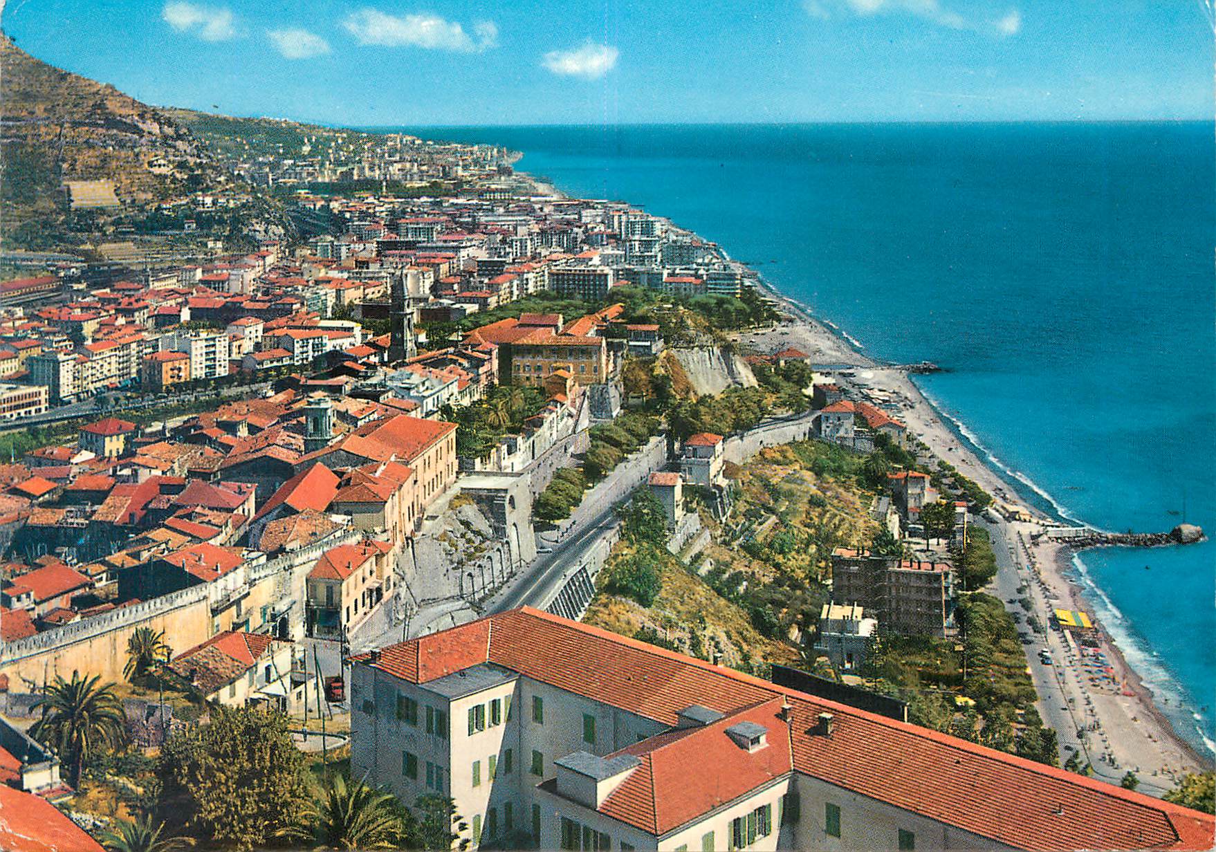 CPM Ventimiglia Riviera Dei Fiori Panorama du Ponant