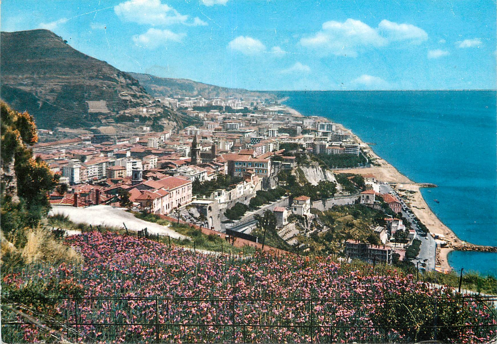 CPM Ventimiglia Riviera Dei Fiori Raccourci panoramique