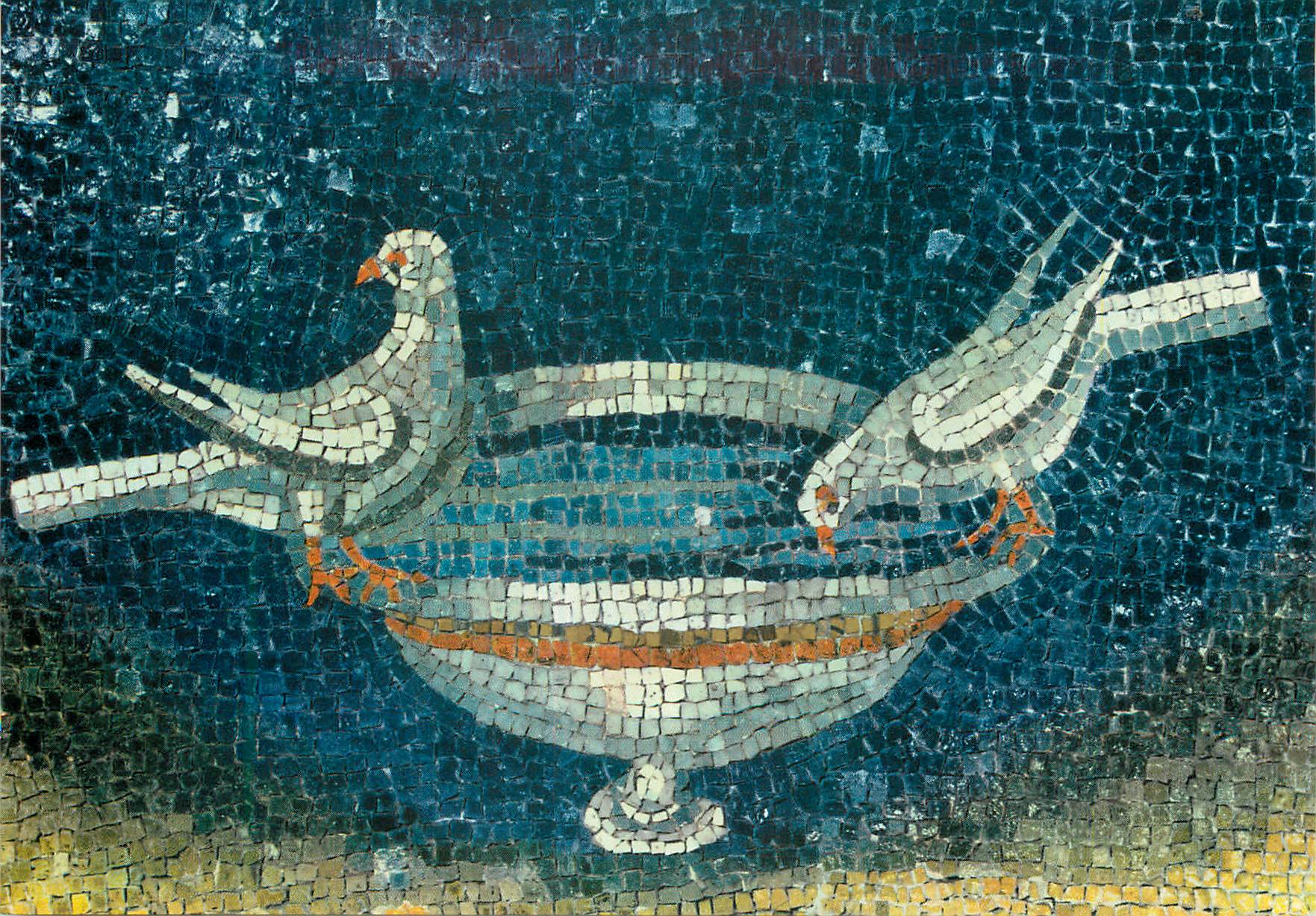 CPM Ravenna galla placidia (VI s) les pigeons qui se desalterent
