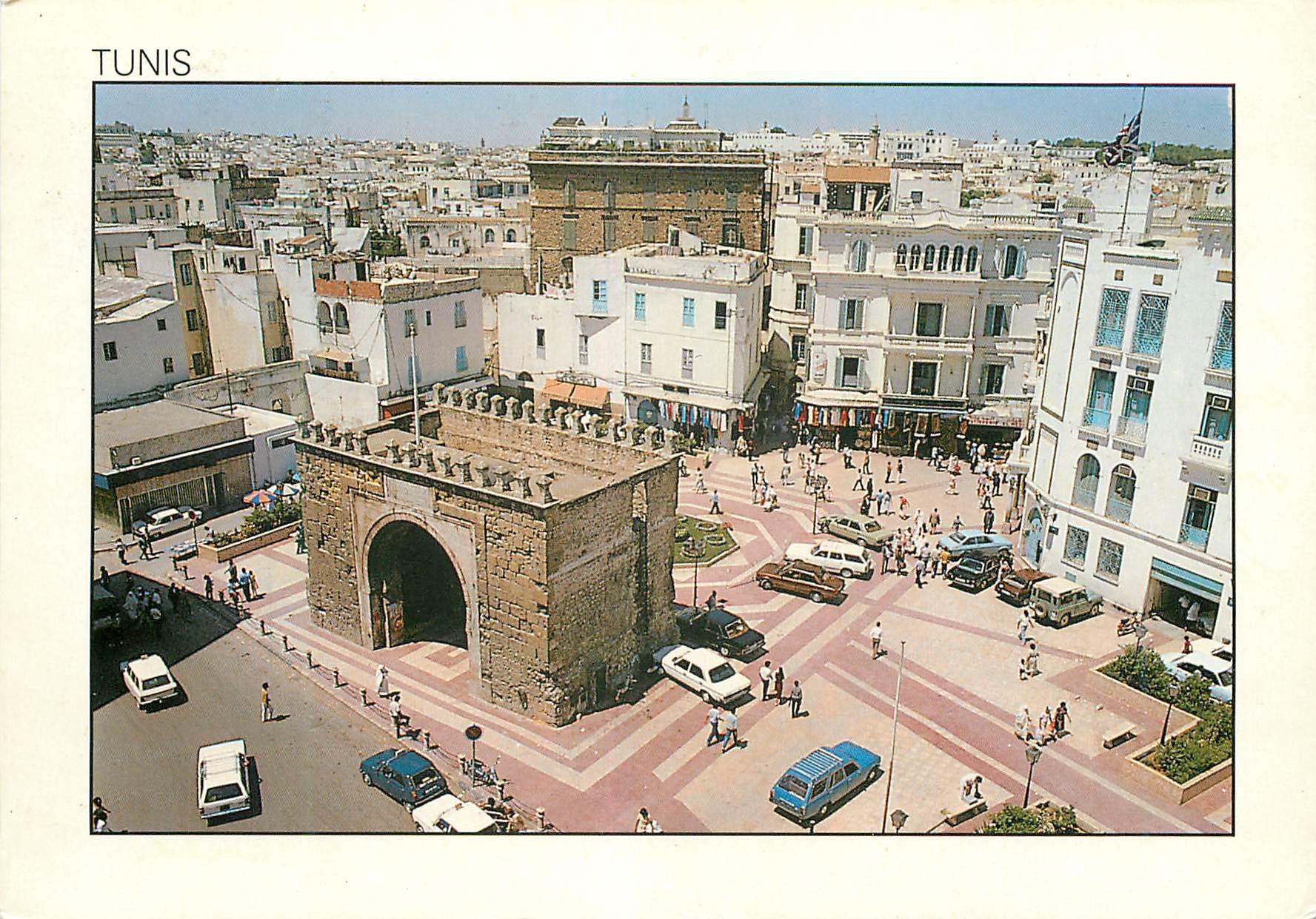 CPM Tunis la porte de france