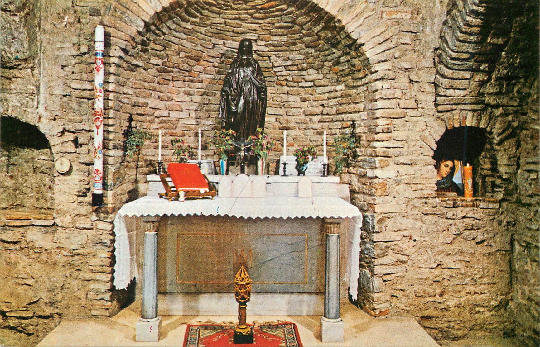 CPM Turkey Ephesus Meryem Ana Maison de la Ste Vierge (Autel)