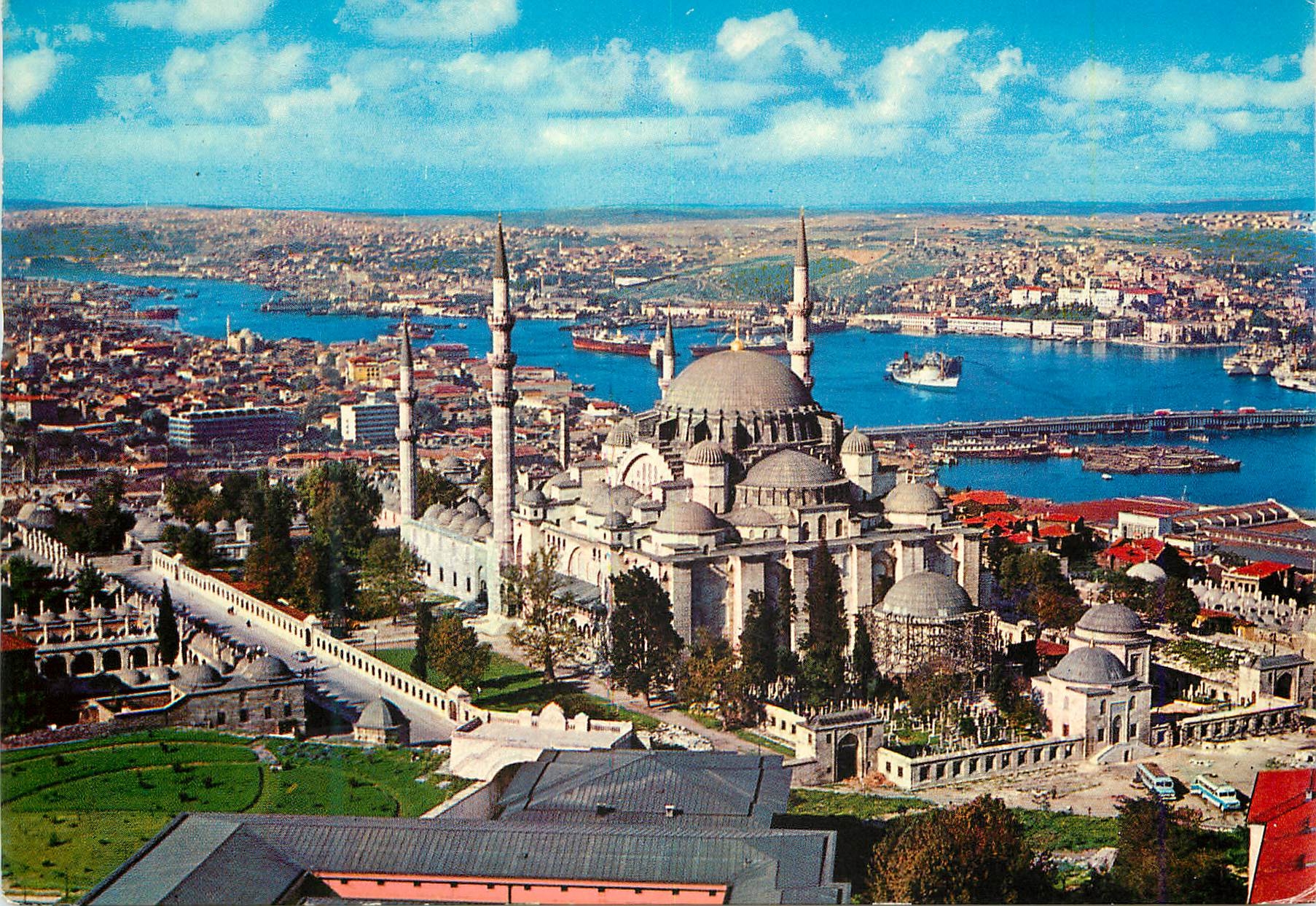 CPM Istanbul Turkey La mosque Soliman le Magnifique et la Corne d'Or