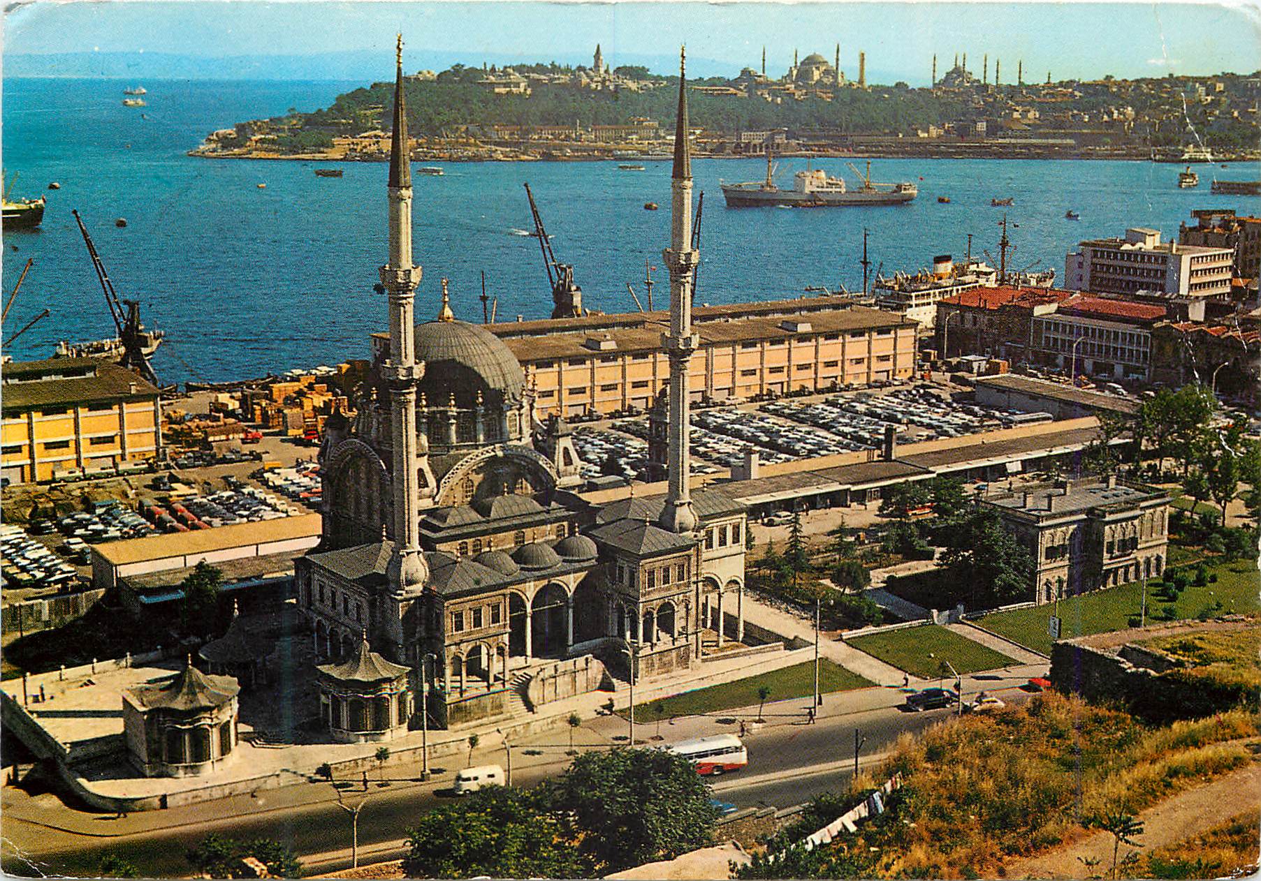 CPM Istanbul Turkey La mosquee de Nusretlye le port et la pointe du Serail