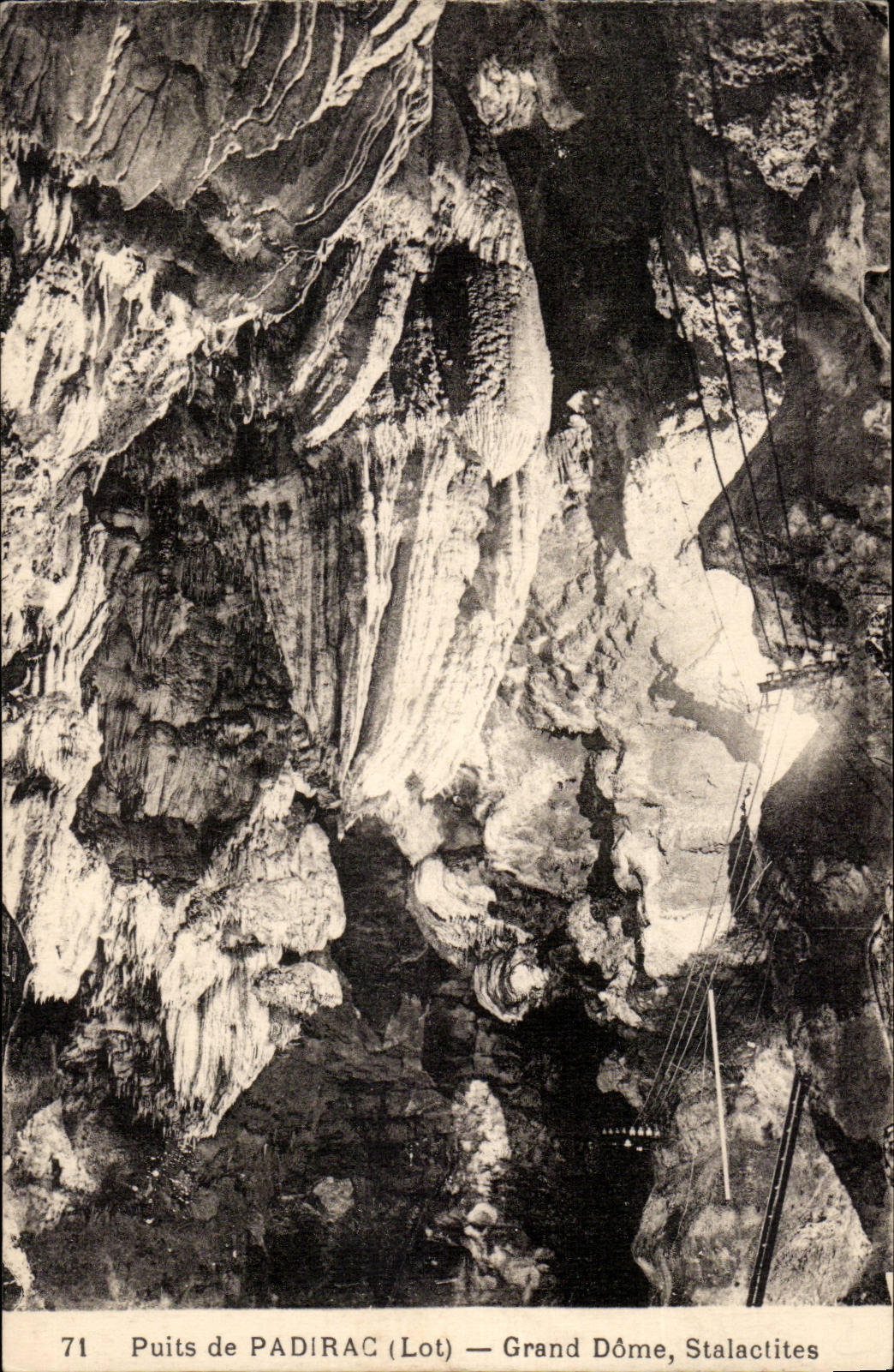 Puits de Padirac CPA Grand dome Stalactites
