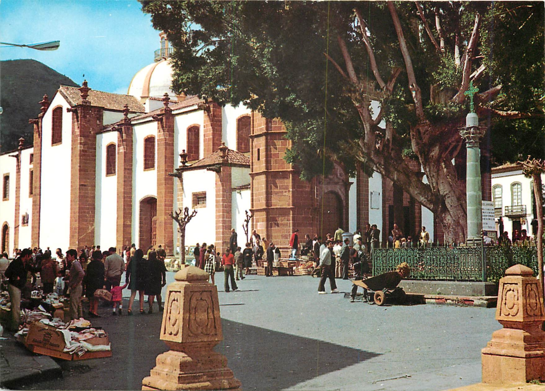 CPM Terror (las palmas de cran canaria) marche et eglise