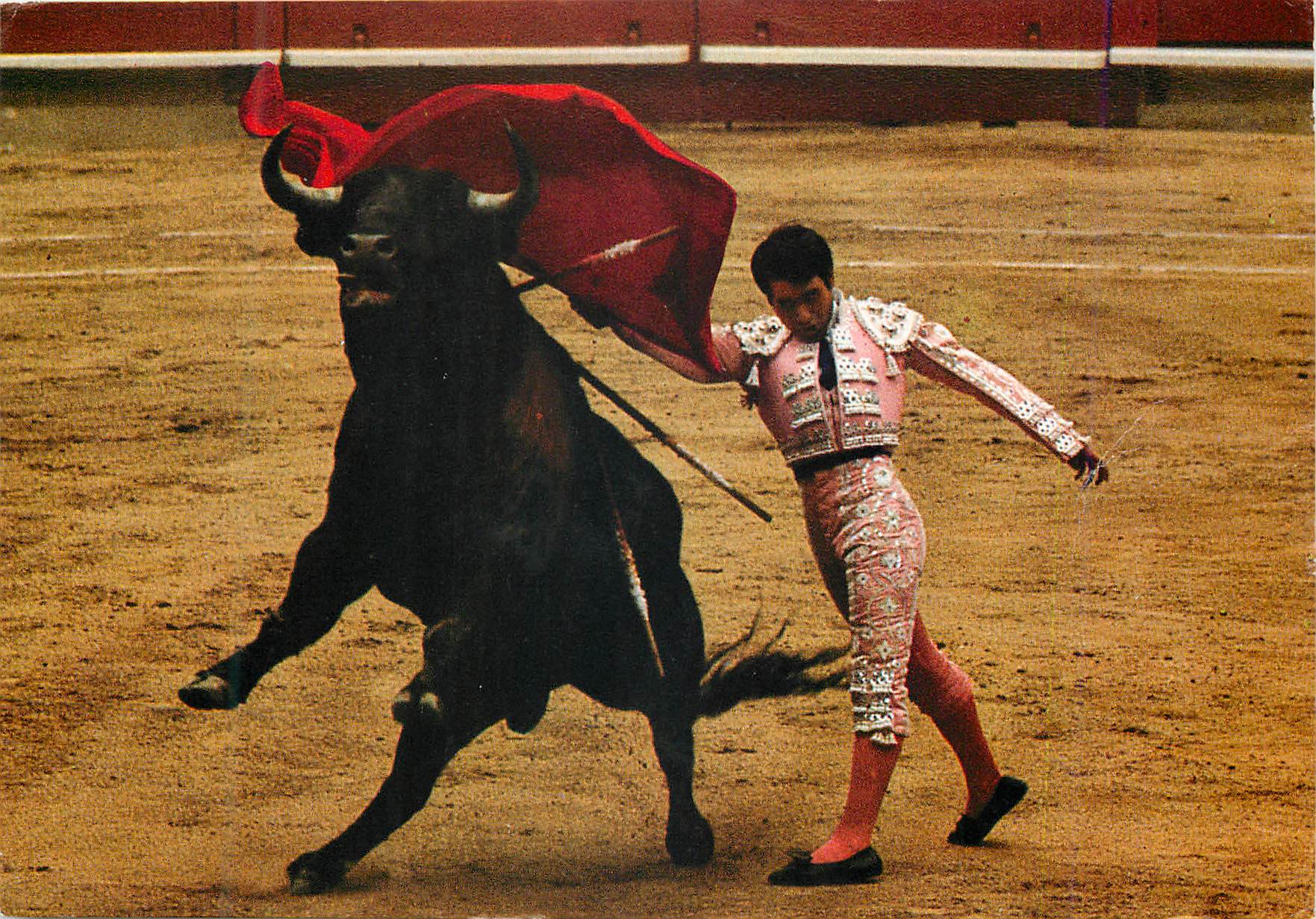 CPM Corrida de Toros Pase de pecho Corrida Taureau