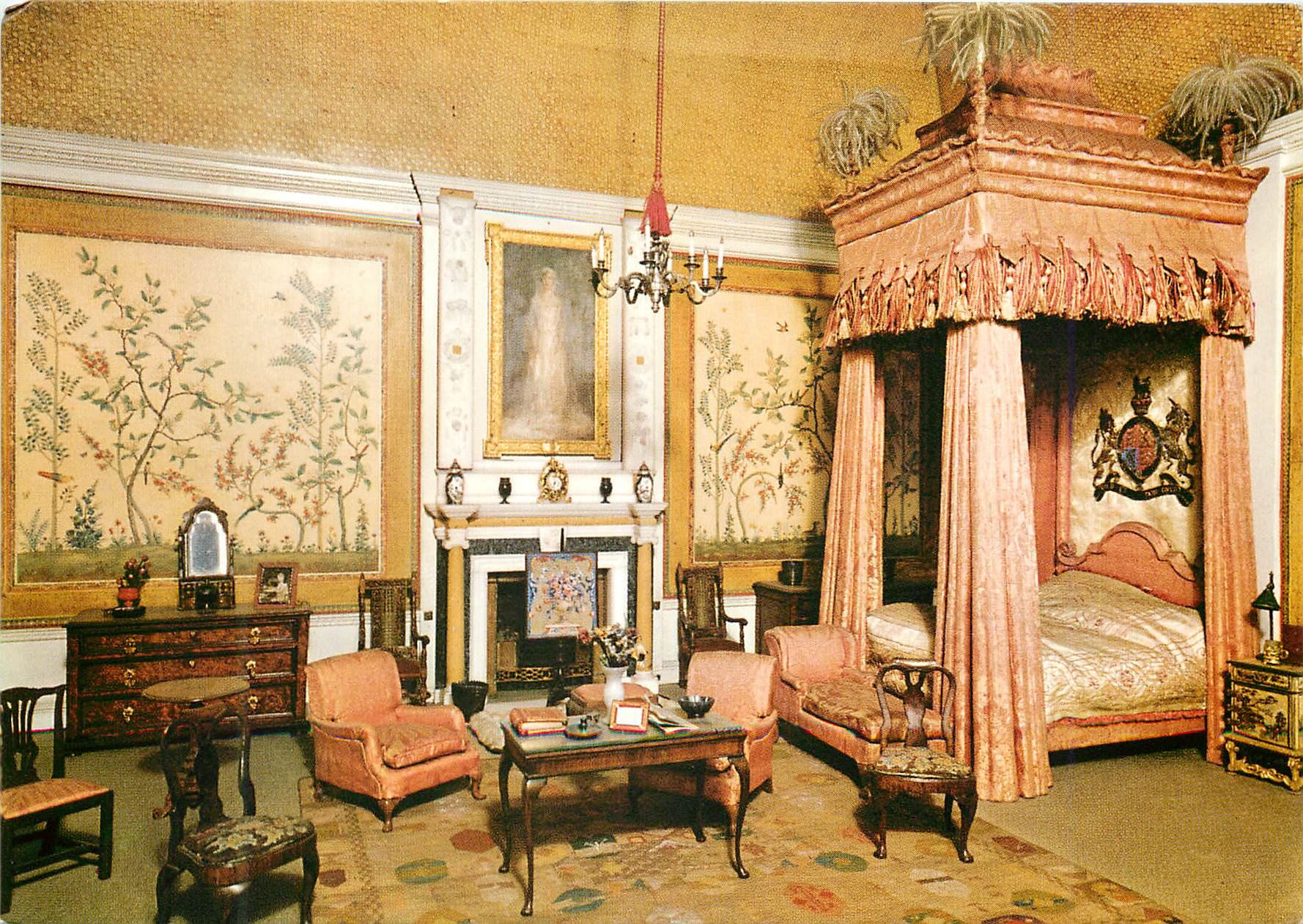 CPM Windsor Castle Queen Mary's Dolls House The King's Bedroom