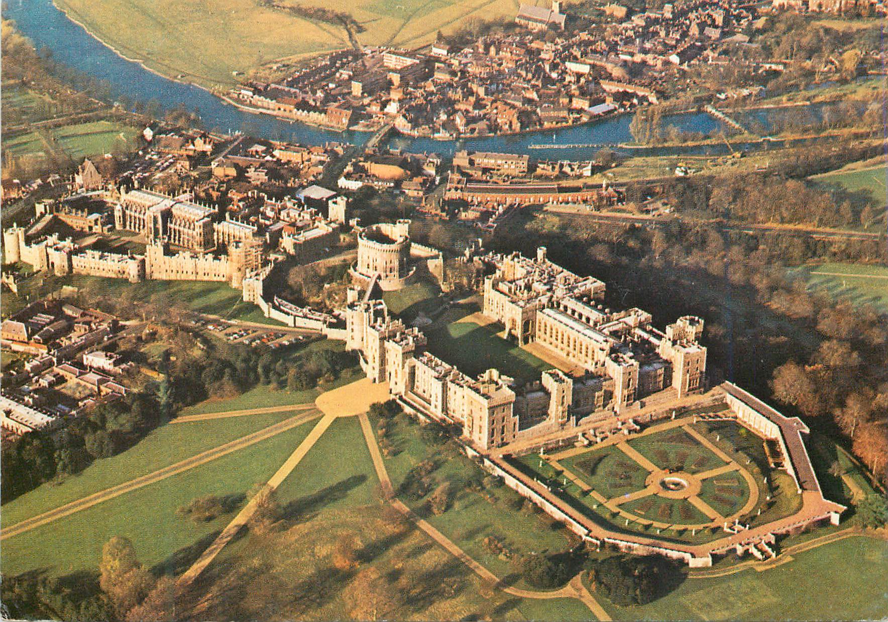 CPM Windsor Castle Aerial View from south-east