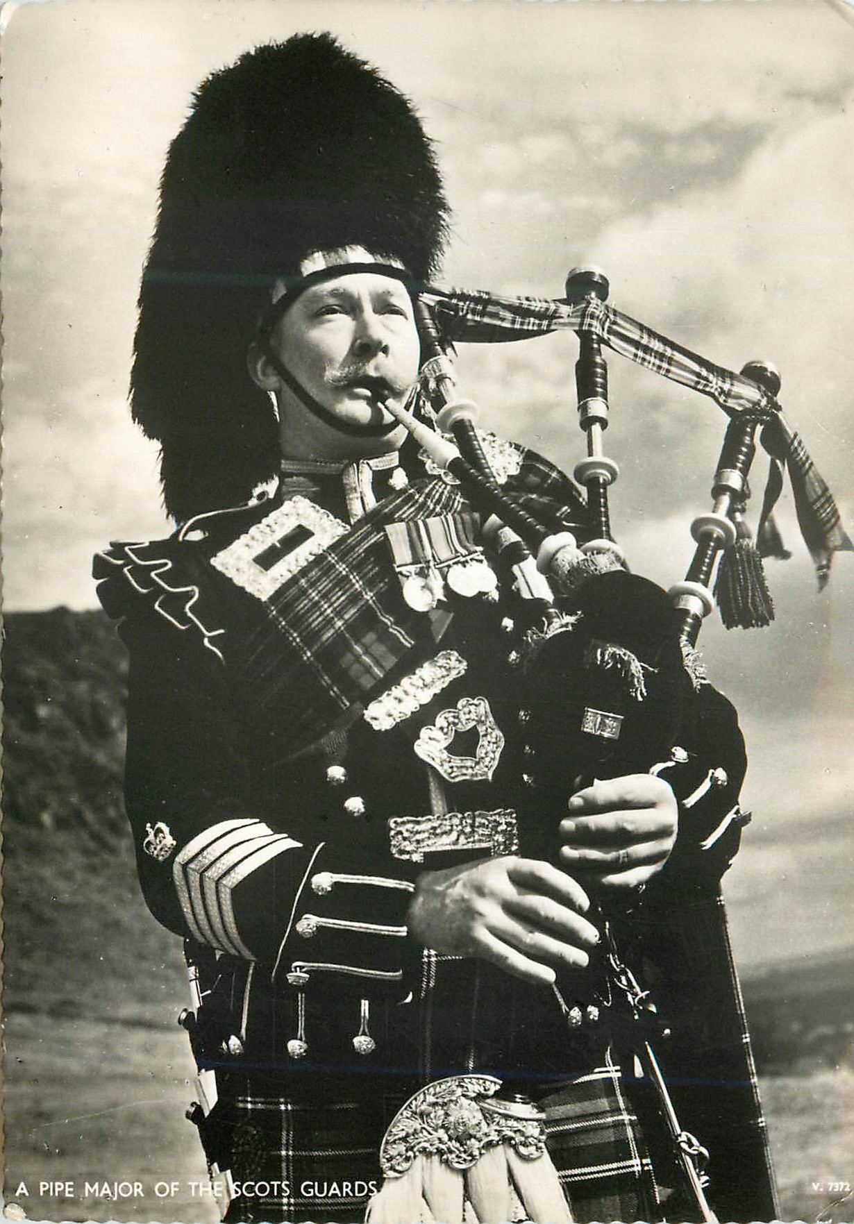CPM A pipe Major of The Scots Guards Militaria