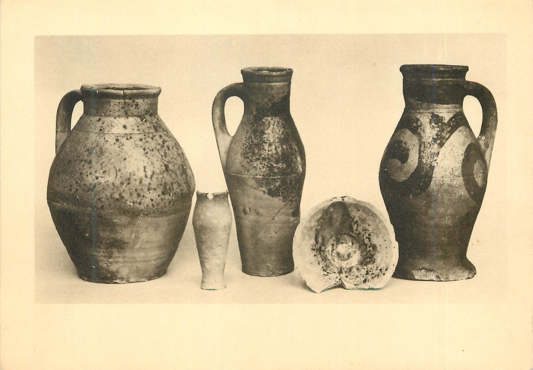 CPM British Museum Examples of pottery from medieval kins at Cheam Surrey 15th century