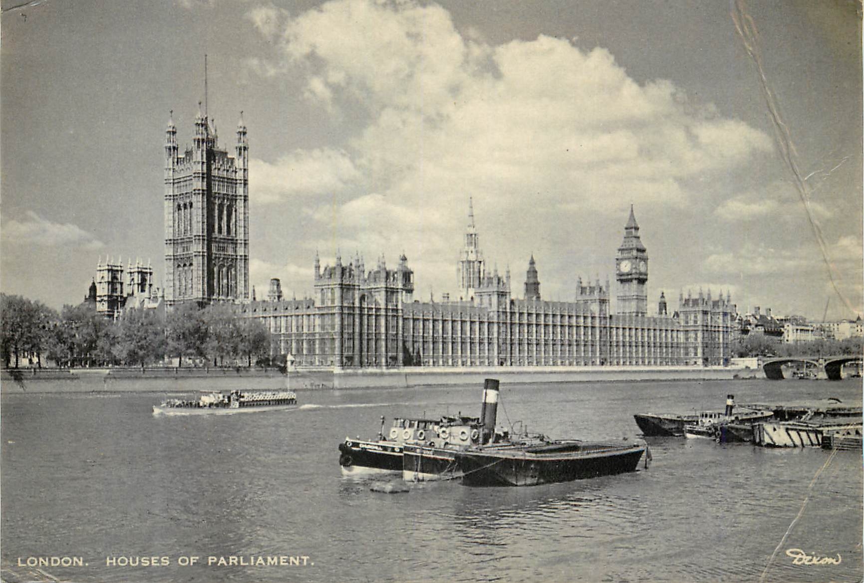 CPM London House of Parliament Bateaux